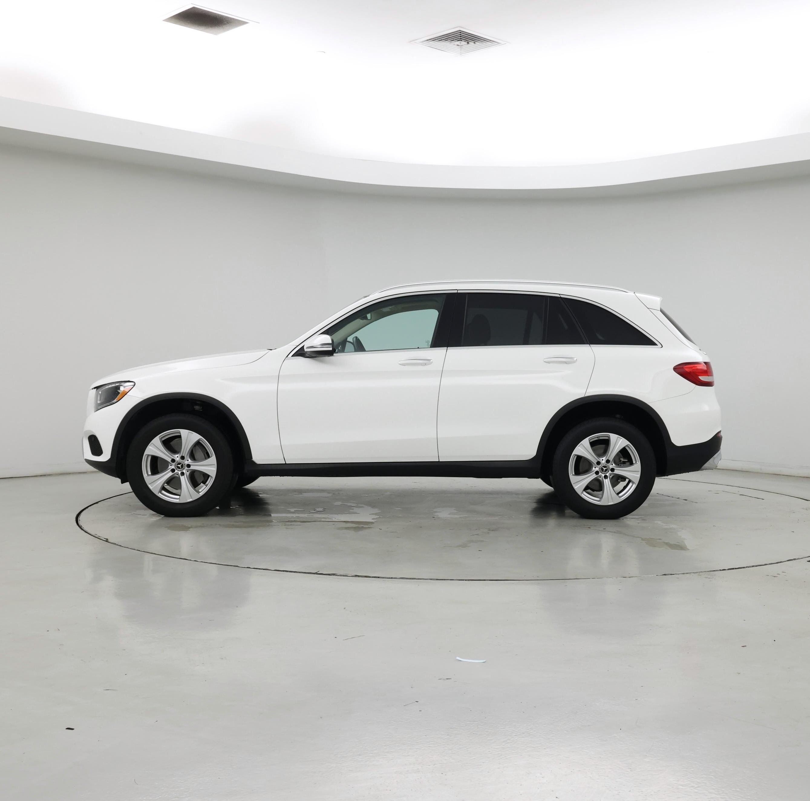 Thumbnail: 2018 Mercedes-Benz GLC - 3