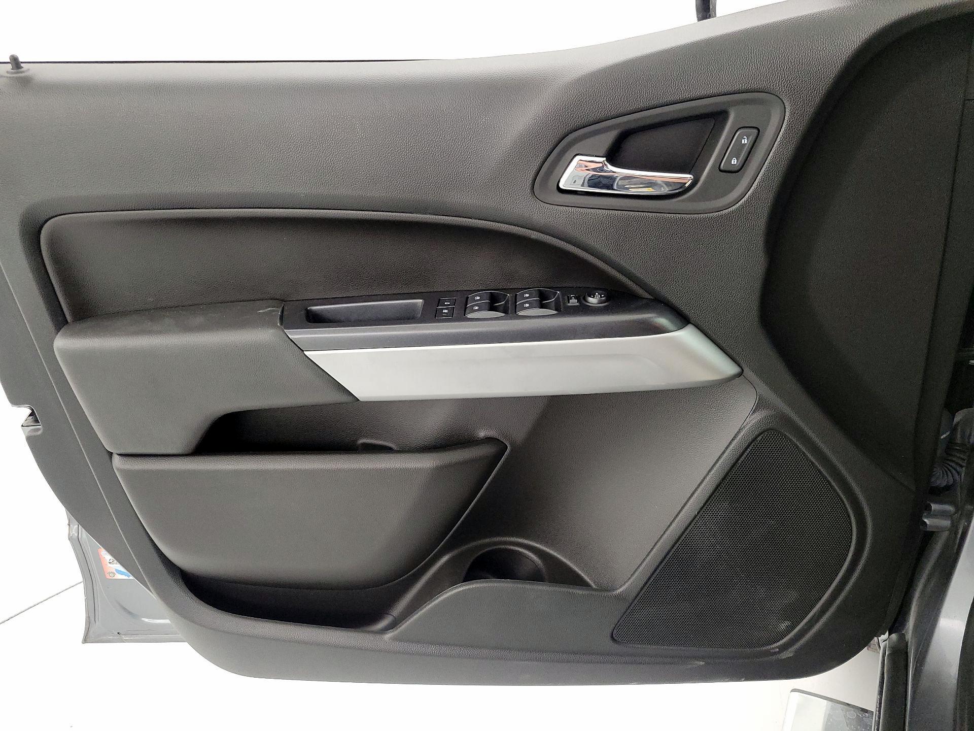 Thumbnail: 2021 Chevrolet Colorado - 12