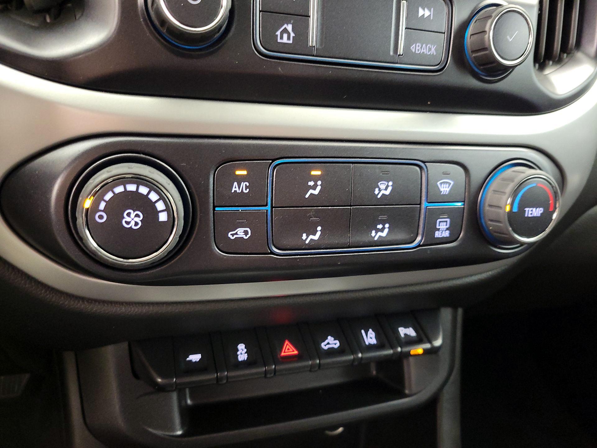 Thumbnail: 2021 Chevrolet Colorado - 16