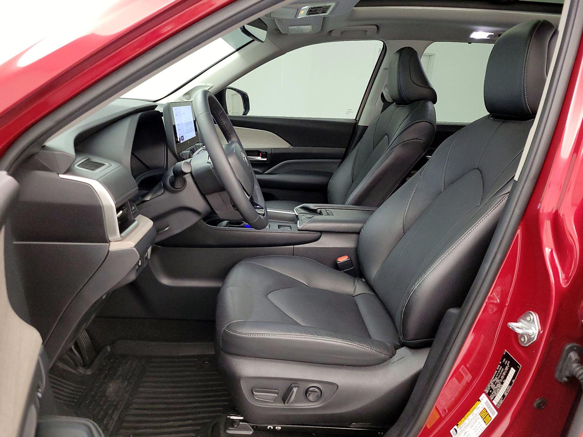 Thumbnail: 2024 Toyota Grand Highlander - 11