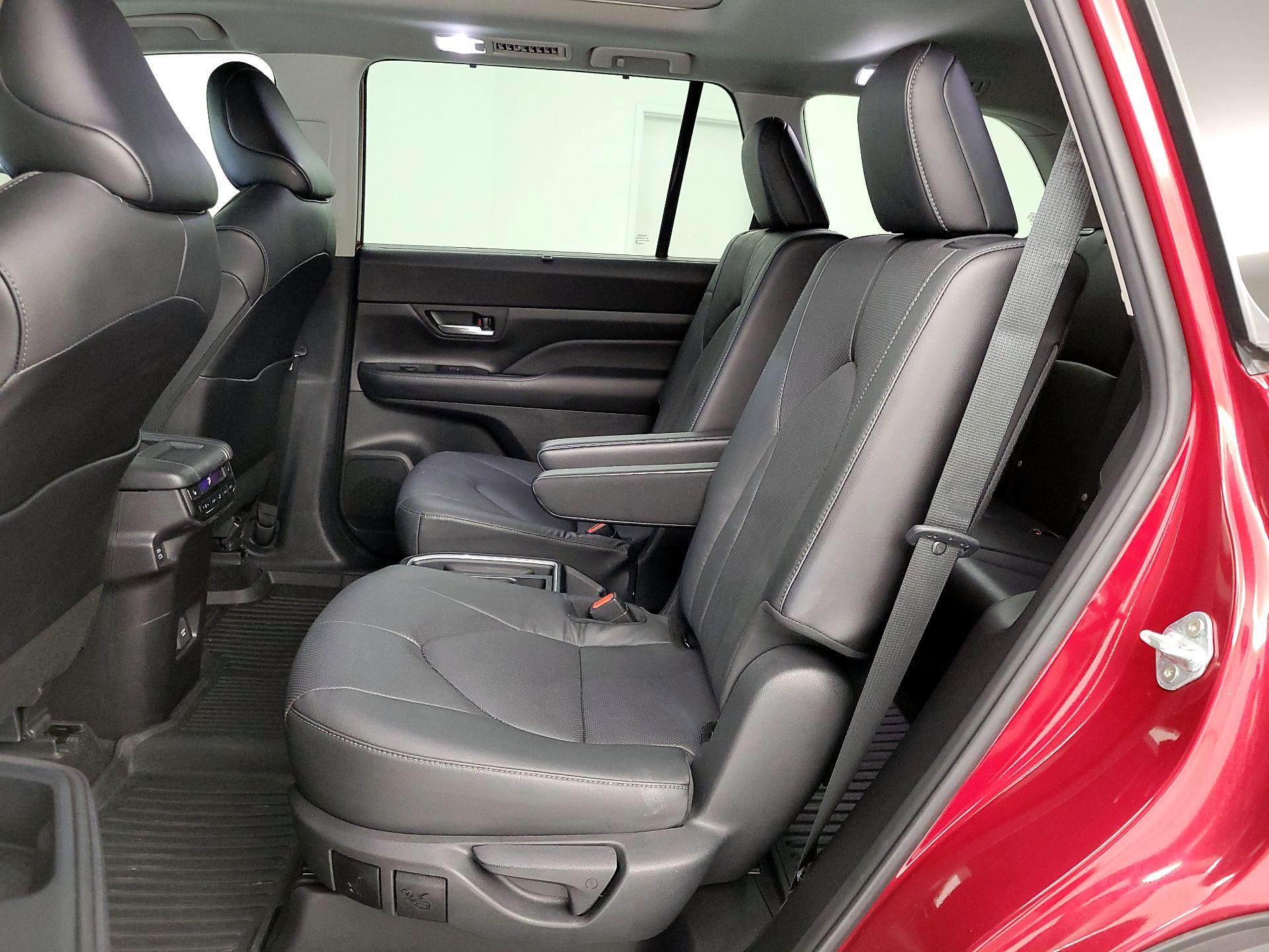 Thumbnail: 2024 Toyota Grand Highlander - 20