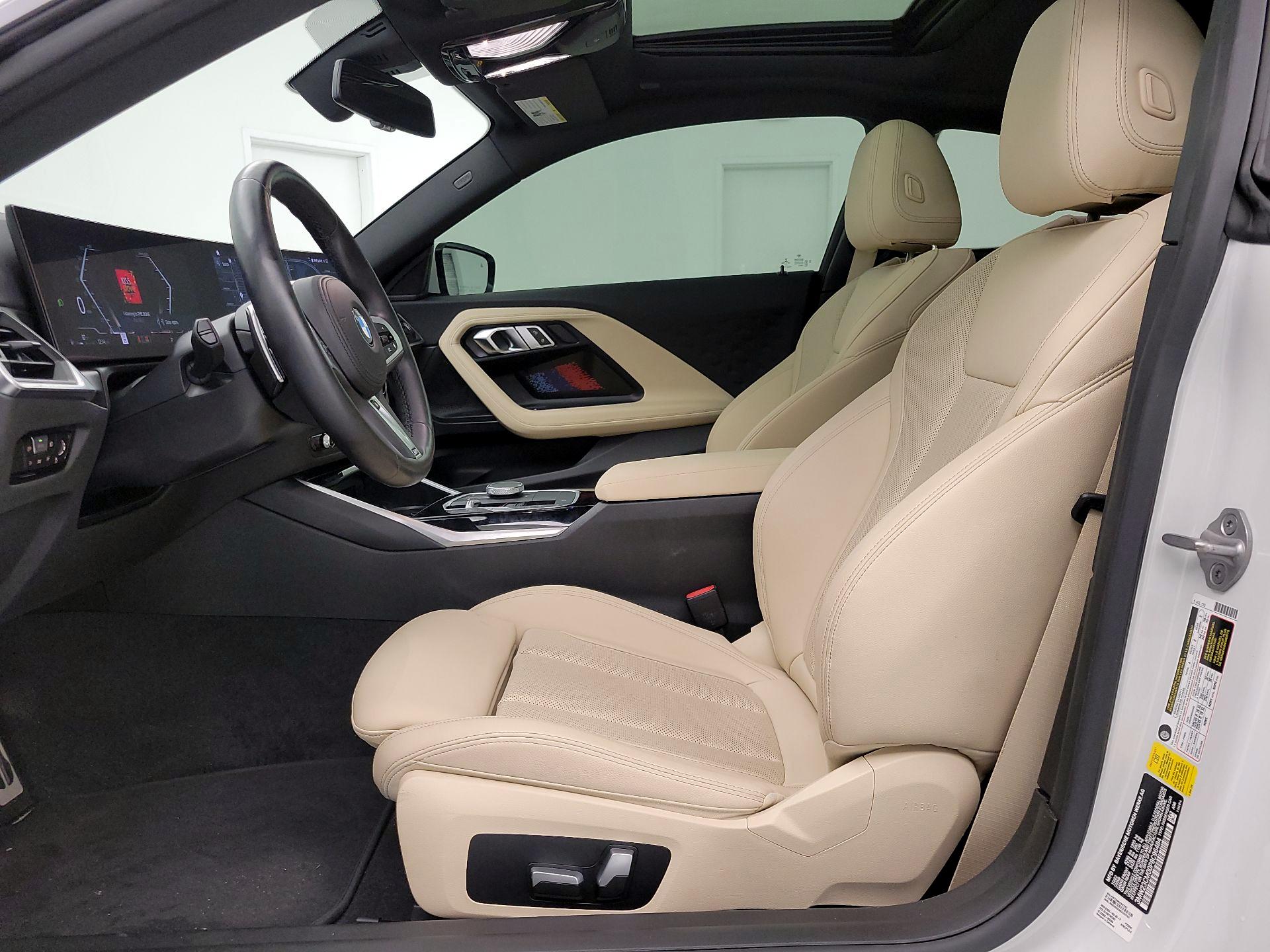 Thumbnail: 2023 BMW 2 Series - 11