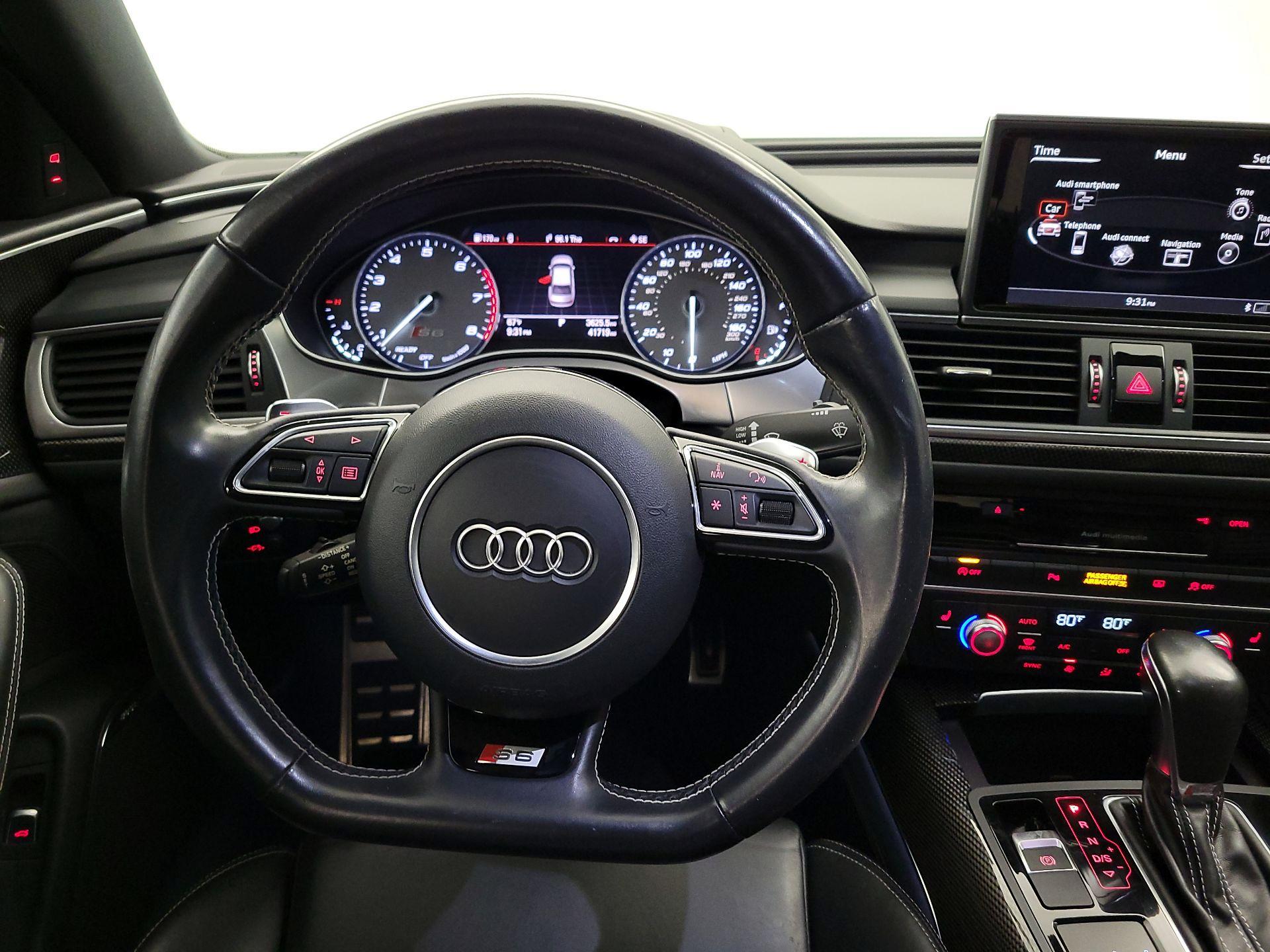 Thumbnail: 2017 Audi S6 - 10