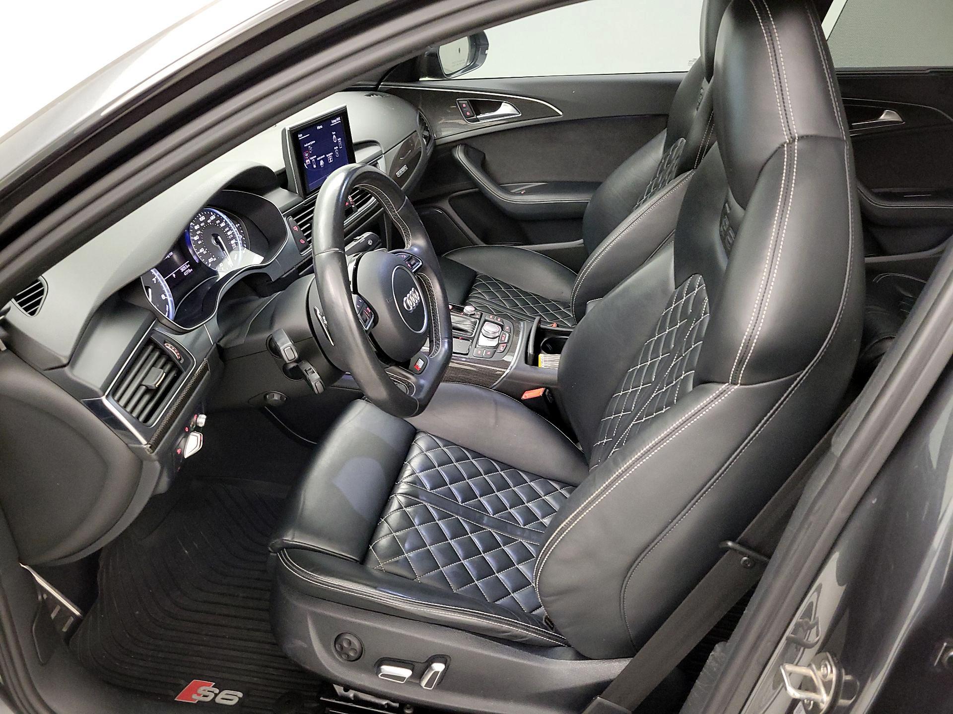 Thumbnail: 2017 Audi S6 - 11