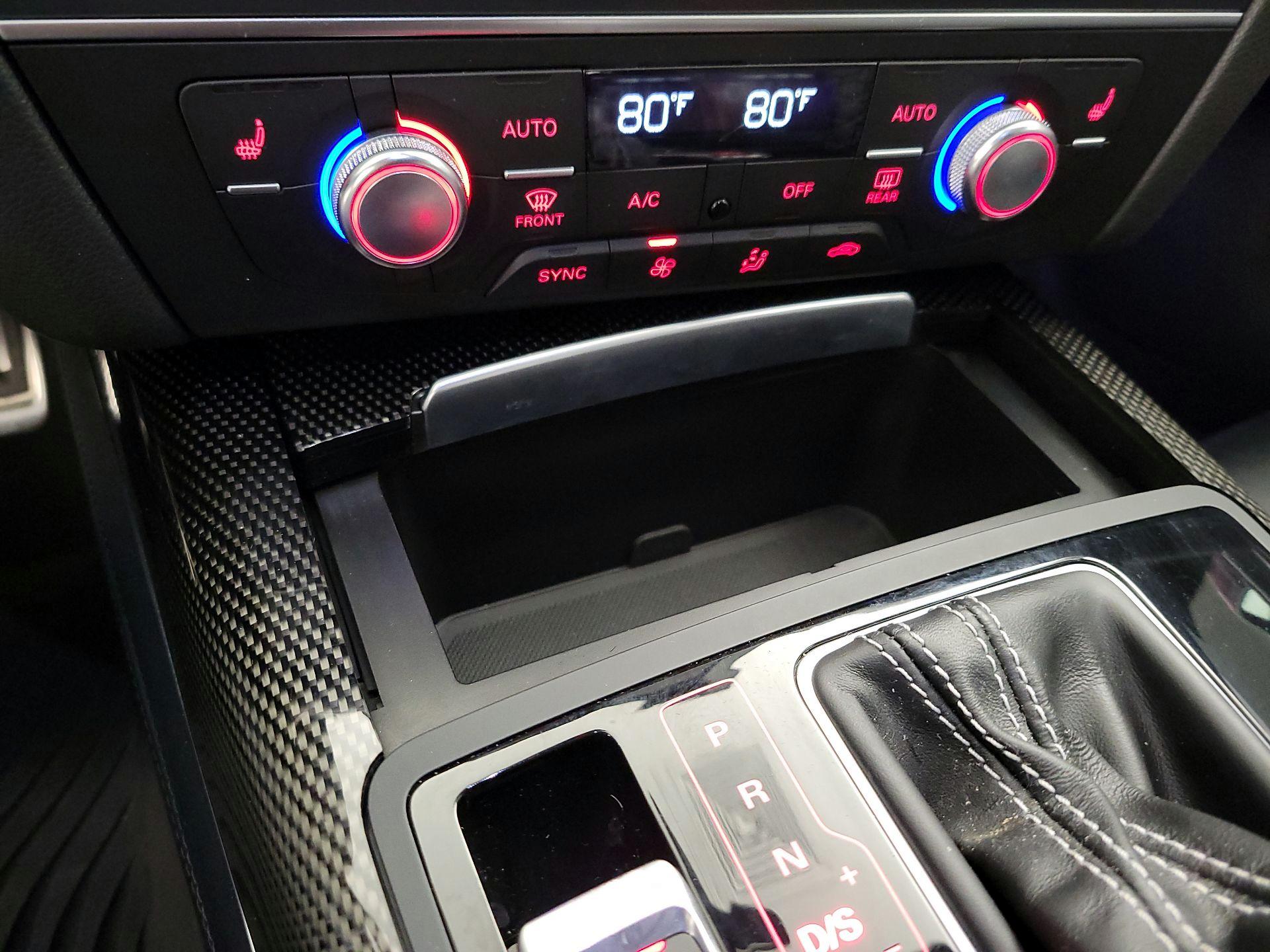 Thumbnail: 2017 Audi S6 - 17