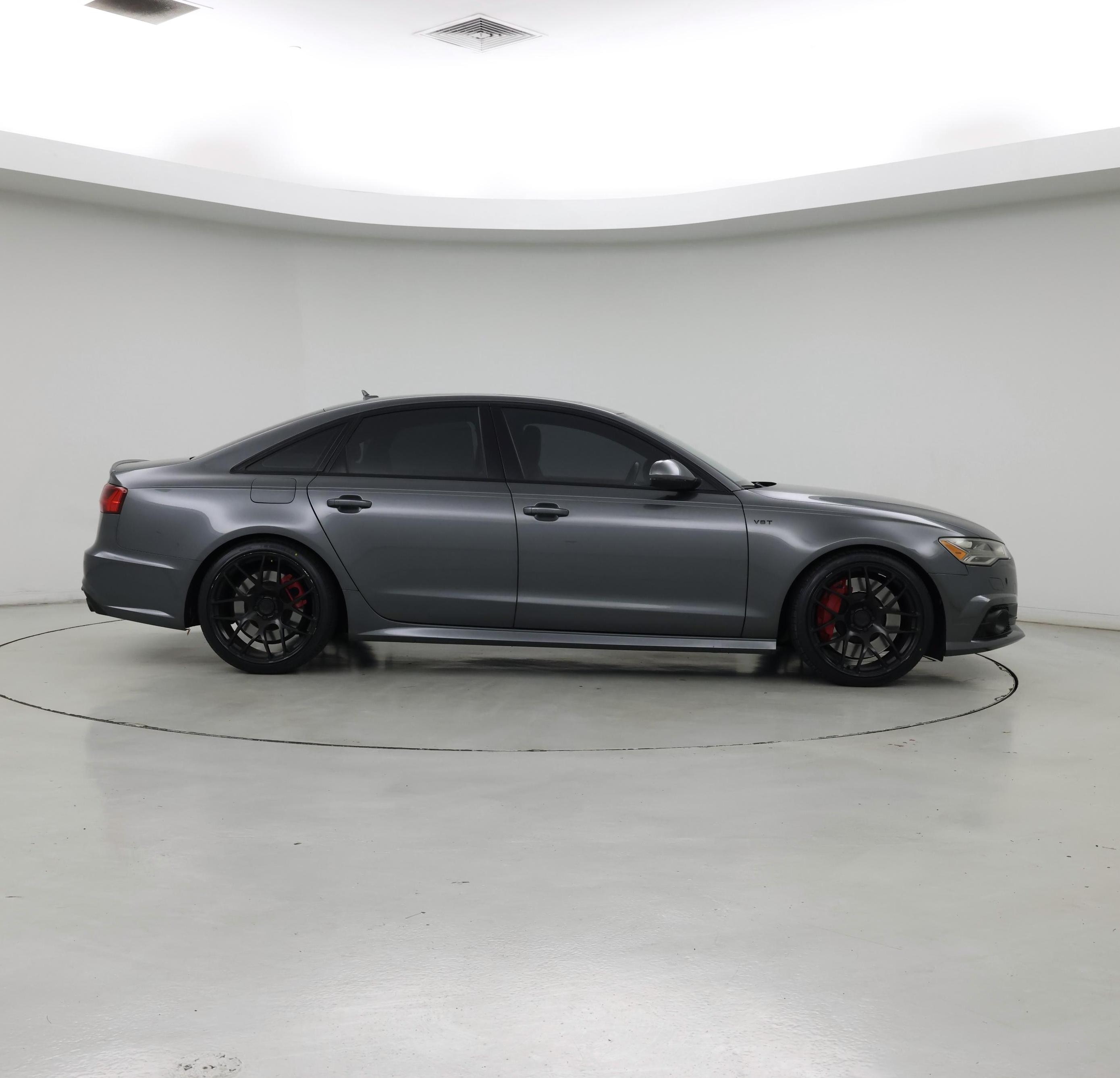 Thumbnail: 2017 Audi S6 - 7