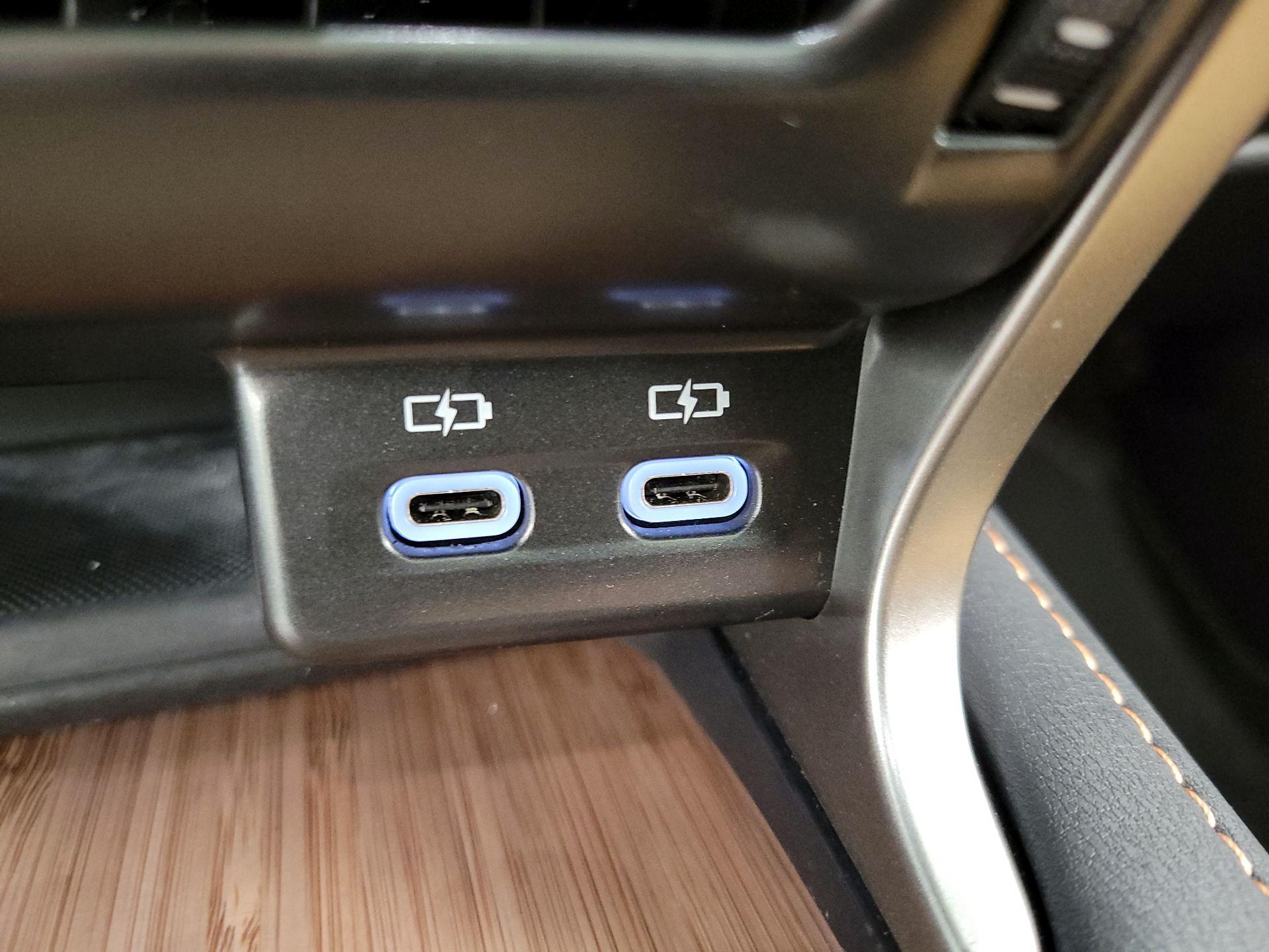 Thumbnail: 2024 Lexus RX - 18