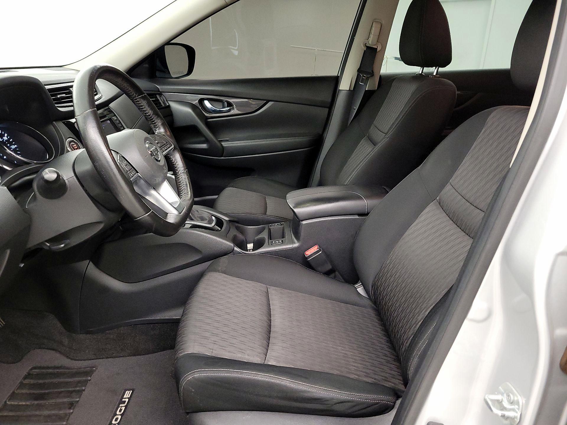 Thumbnail: 2018 Nissan Rogue - 11