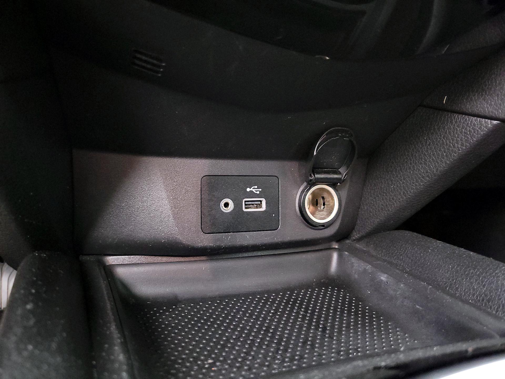 Thumbnail: 2018 Nissan Rogue - 18