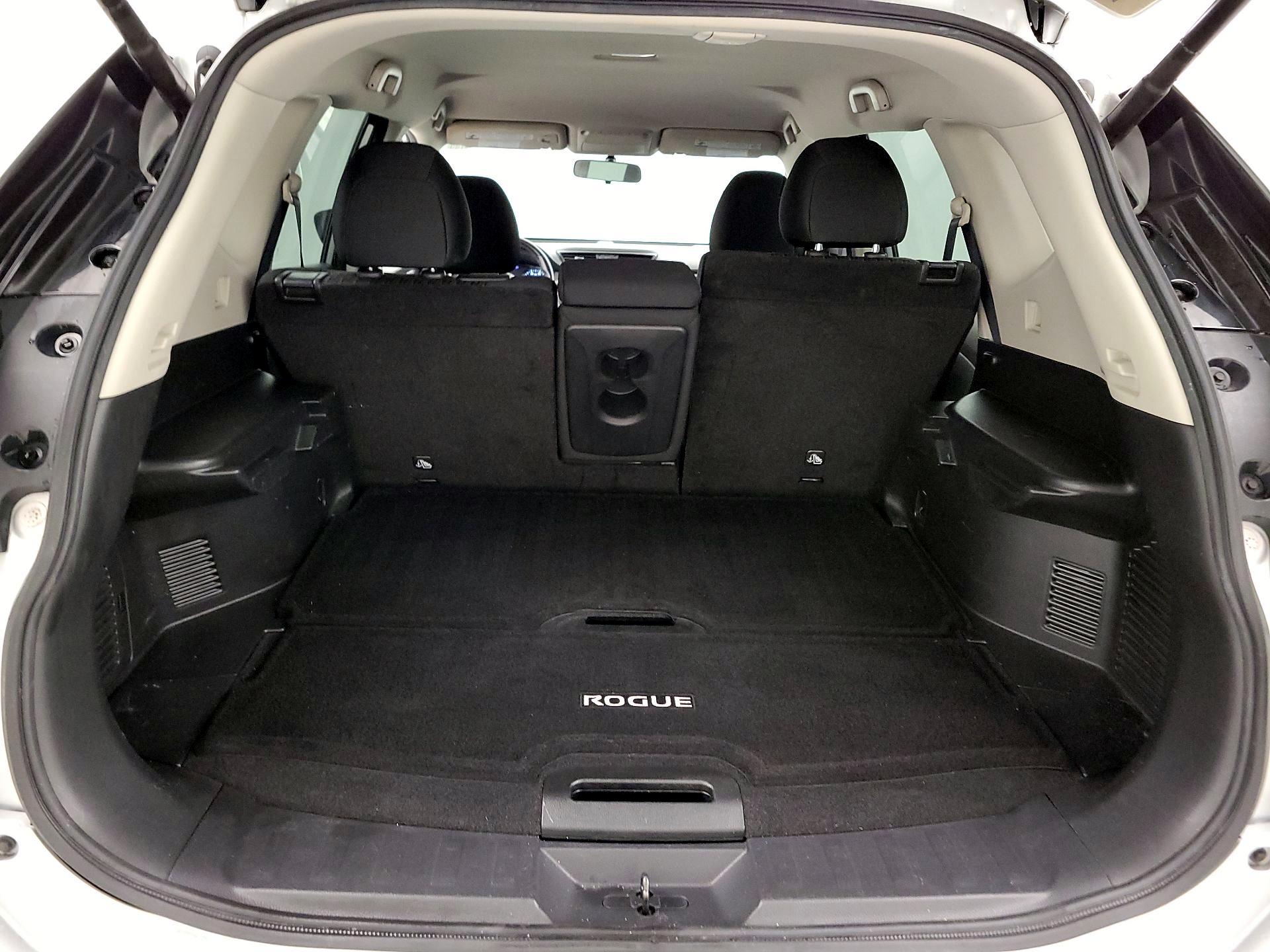 Thumbnail: 2018 Nissan Rogue - 20