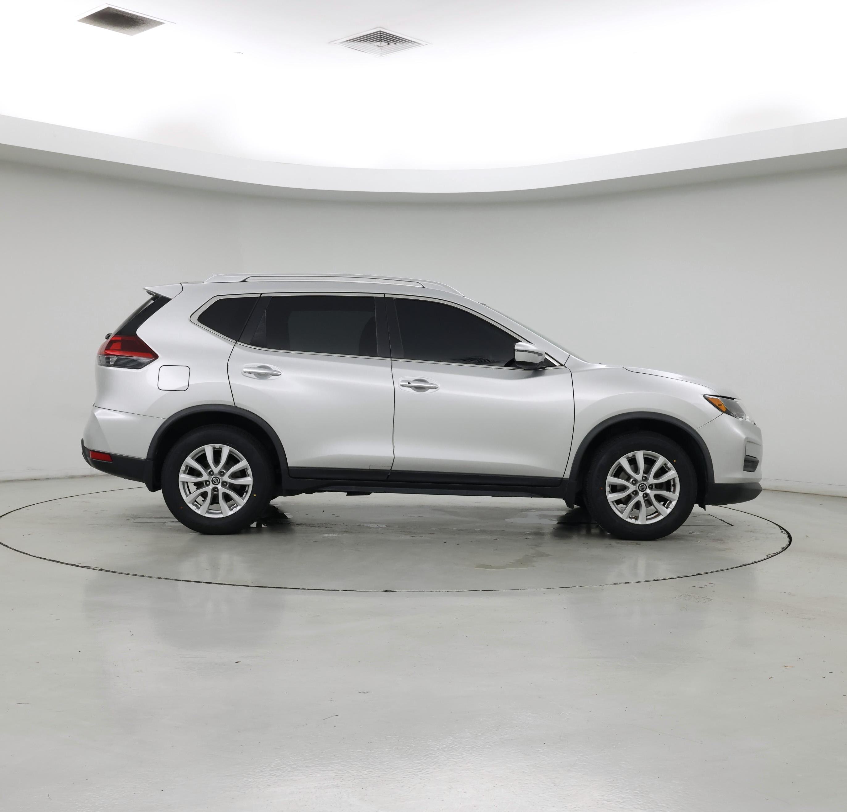 Thumbnail: 2018 Nissan Rogue - 7