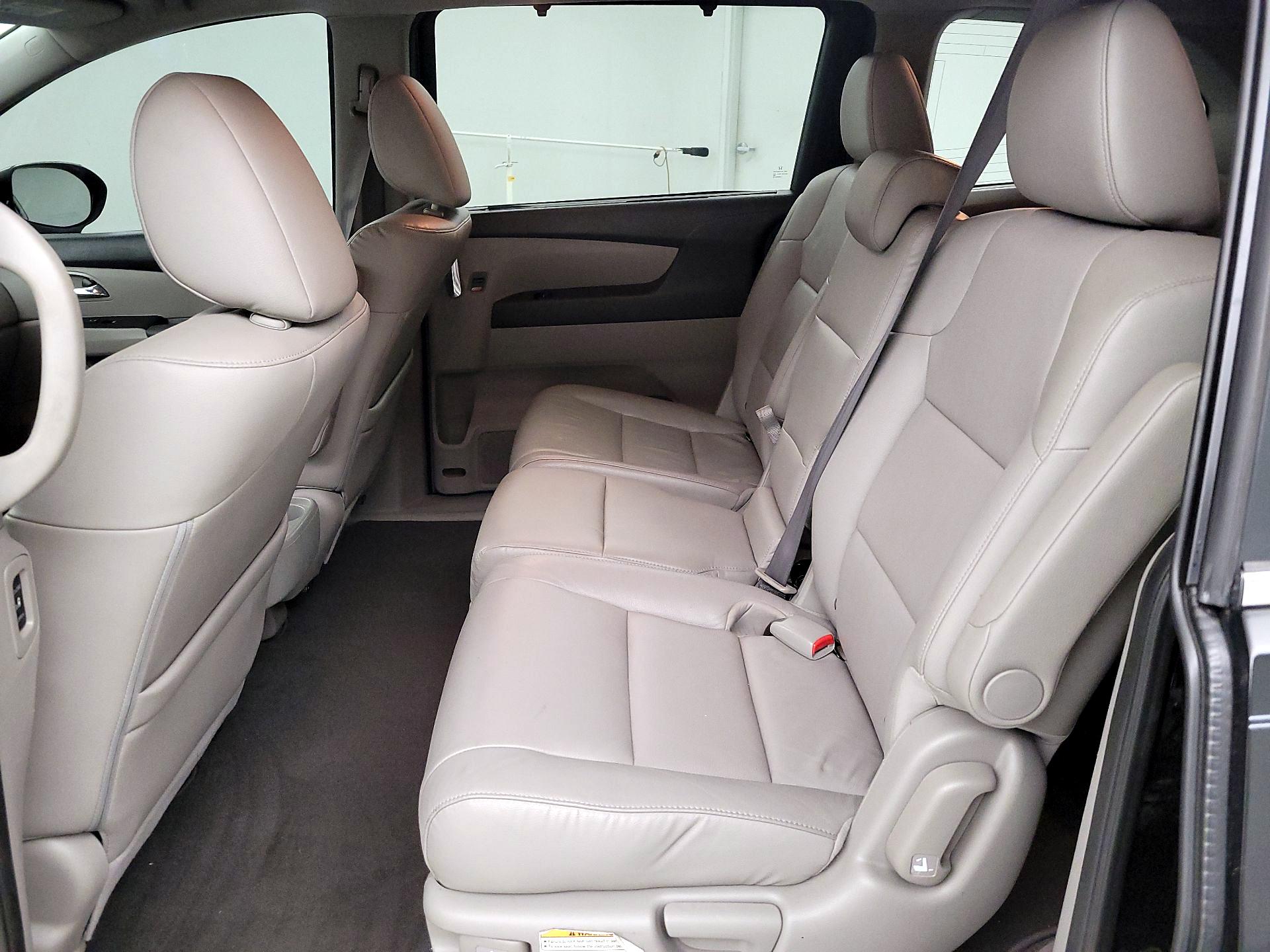 Thumbnail: 2014 Honda Odyssey - 20