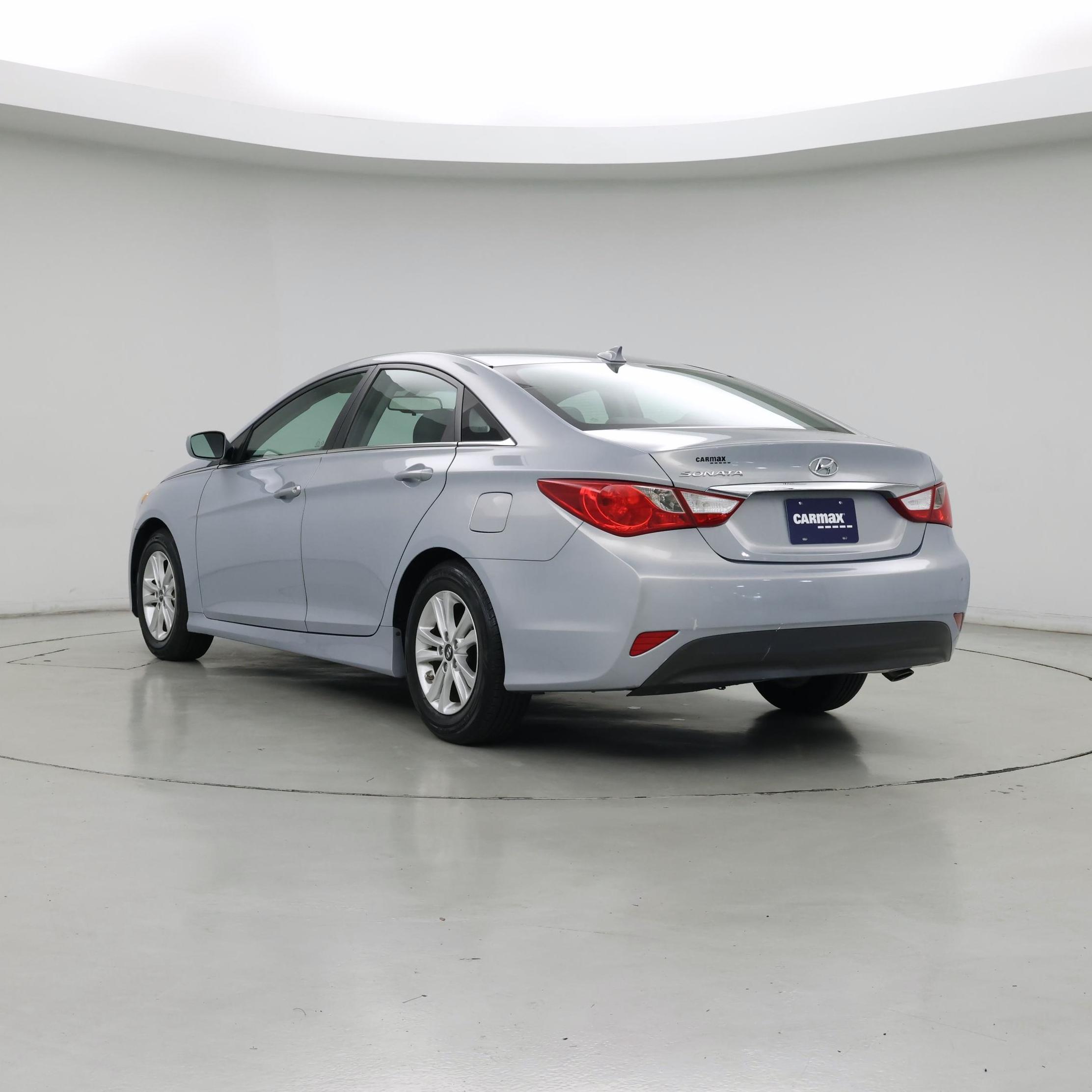 Thumbnail: 2014 Hyundai Sonata - 2