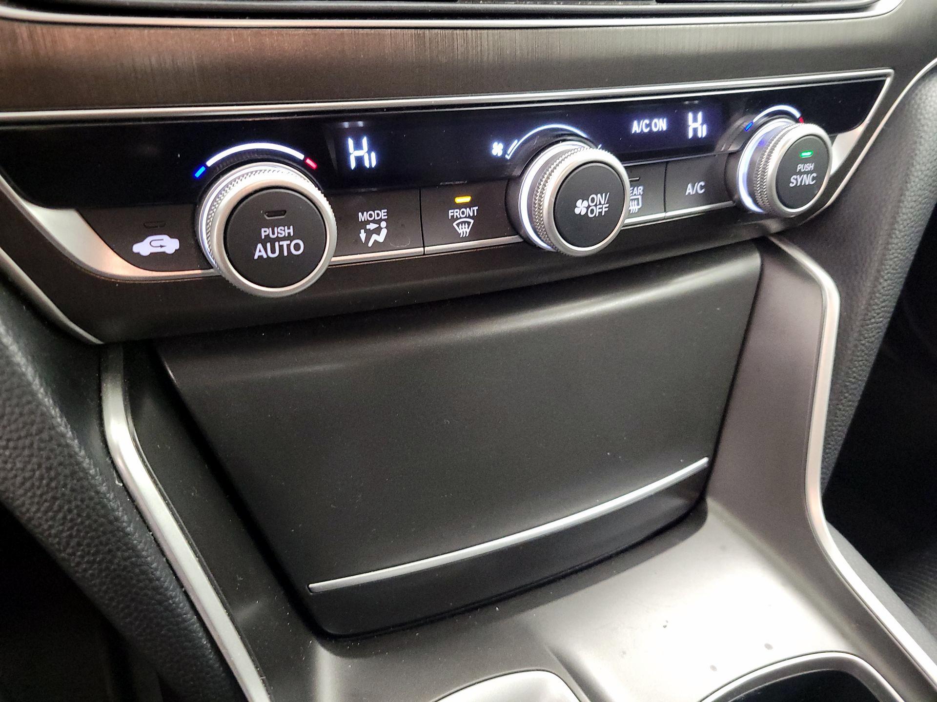 Thumbnail: 2018 Honda Accord - 16