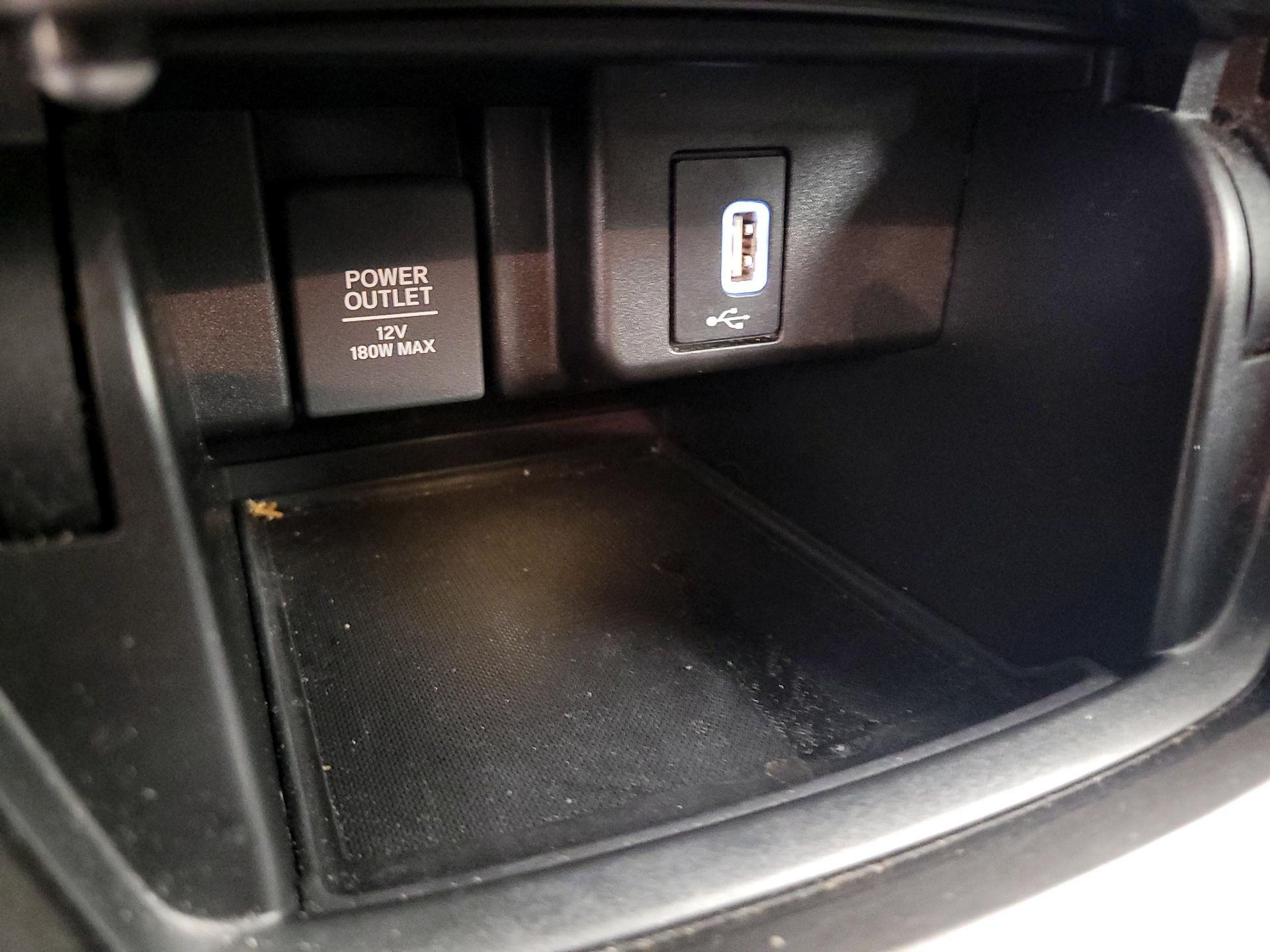 Thumbnail: 2018 Honda Accord - 18