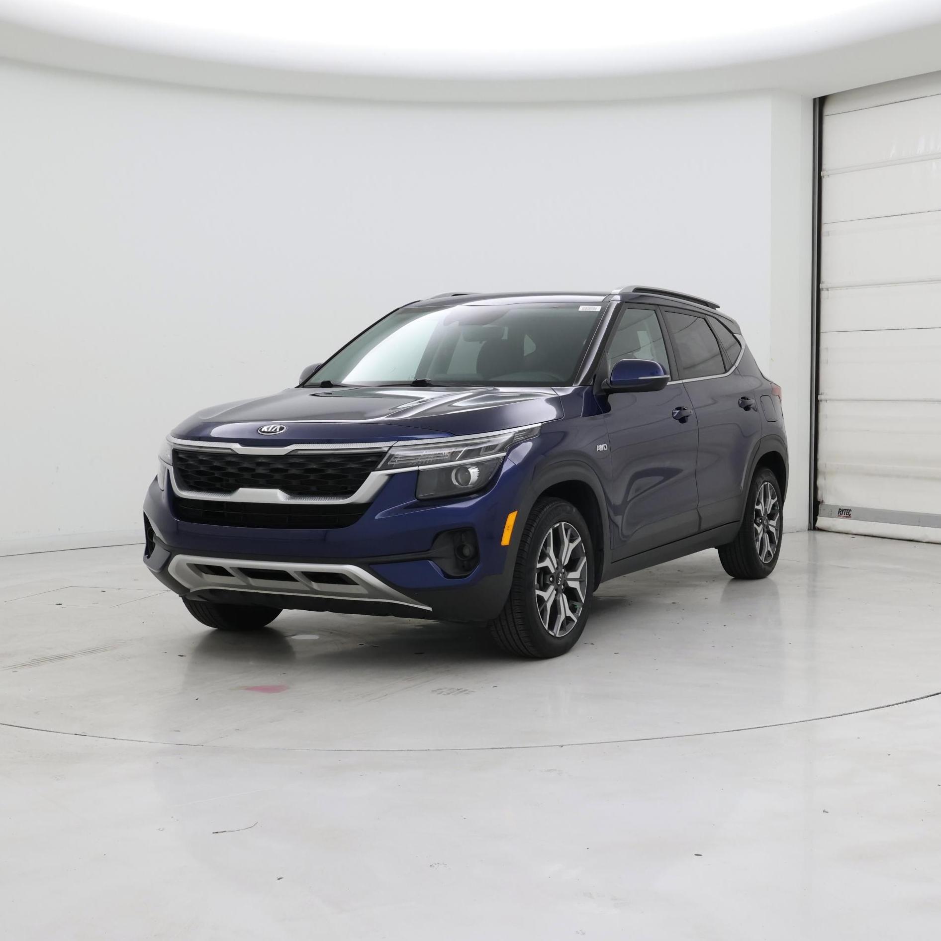 Thumbnail: 2021 Kia Seltos - 4