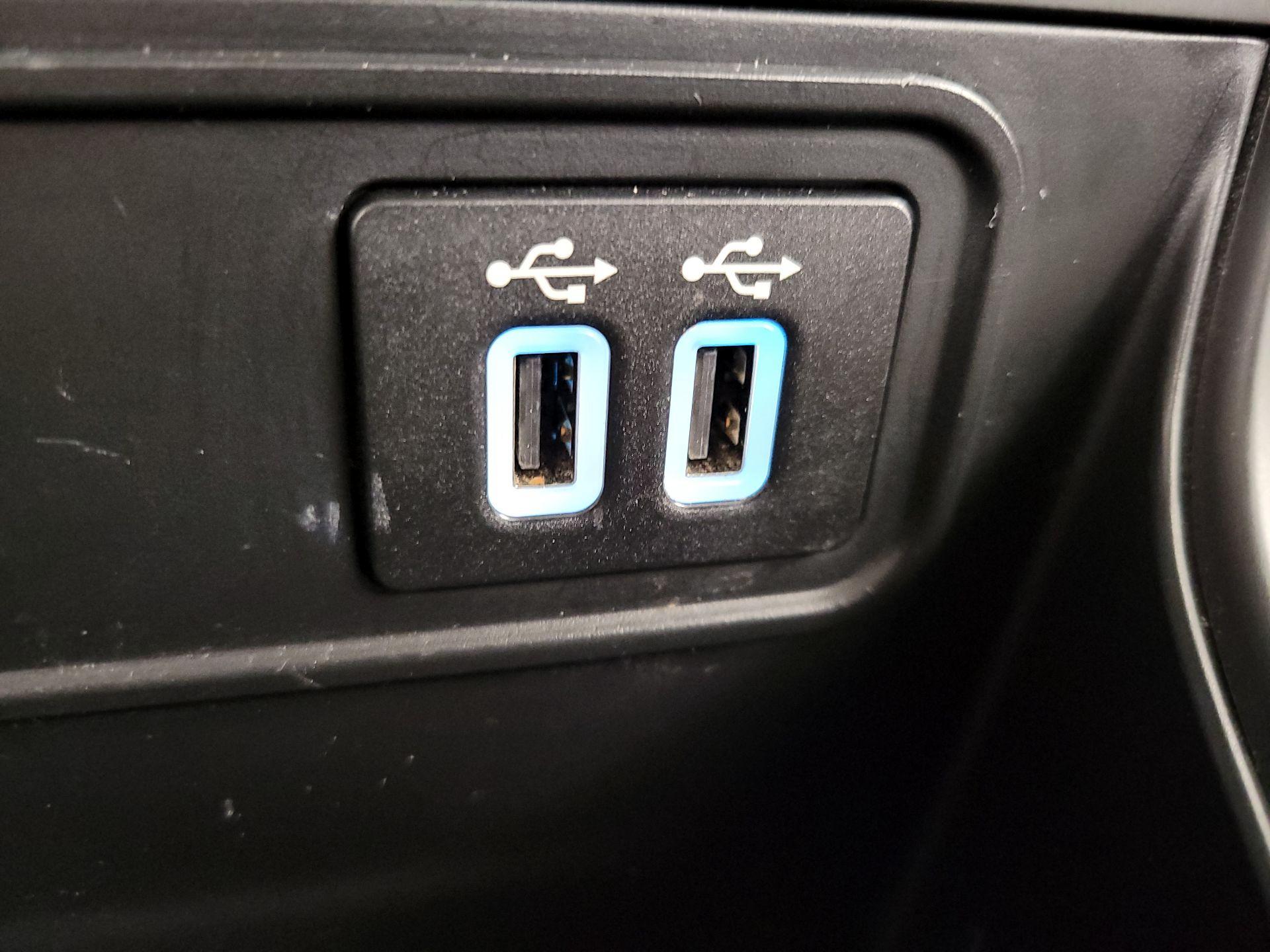 Thumbnail: 2020 Ford EcoSport - 18