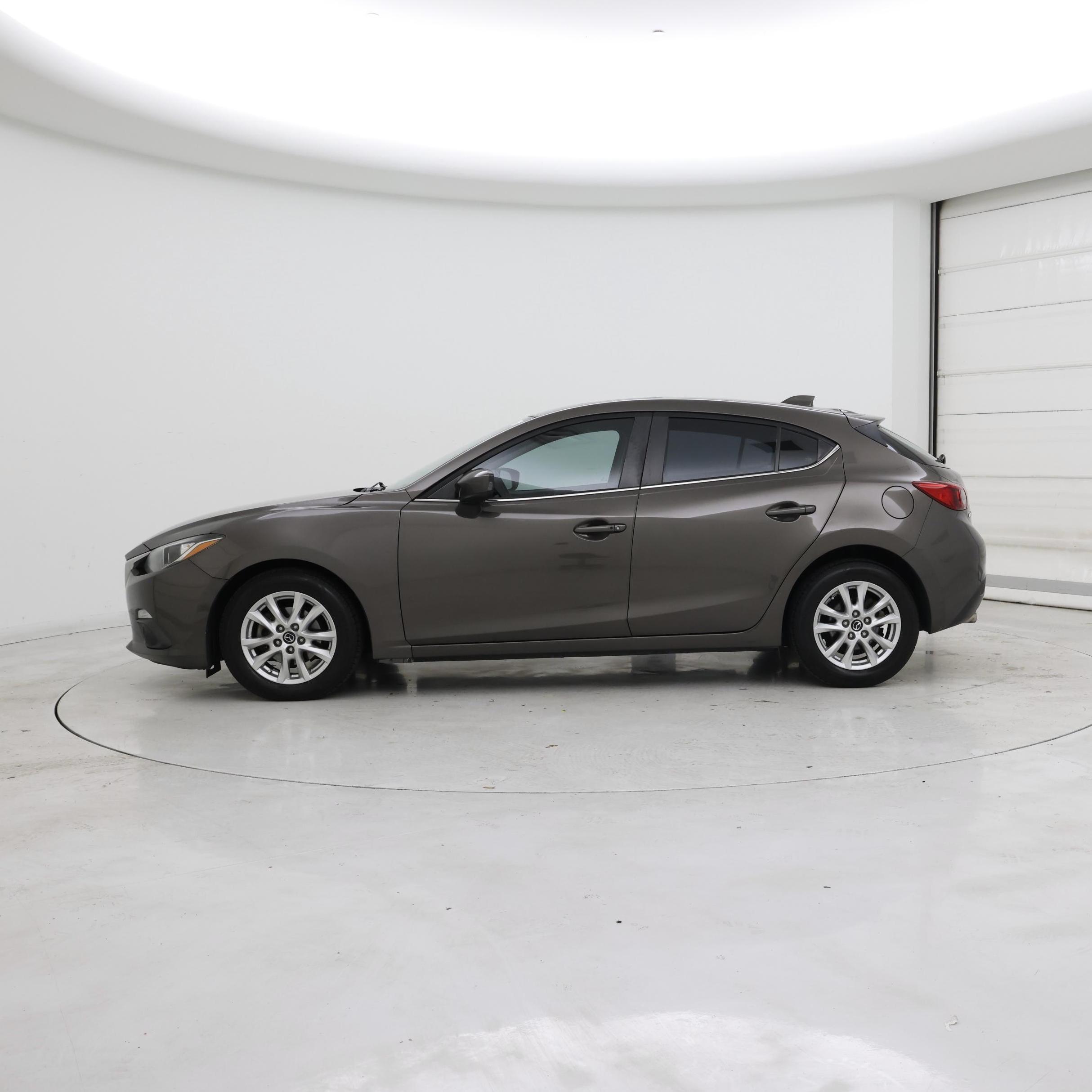 Thumbnail: 2016 Mazda Mazda3 - 3
