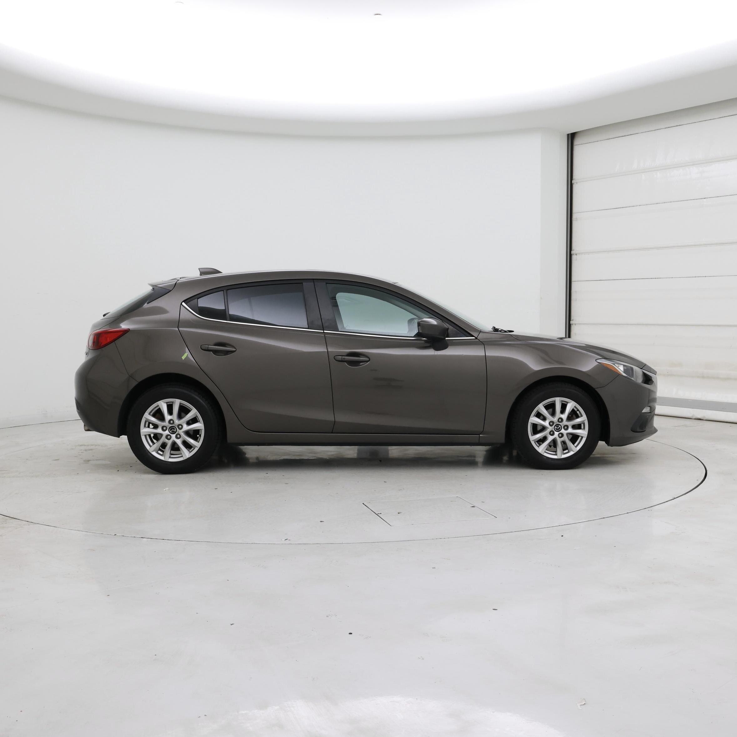 Thumbnail: 2016 Mazda Mazda3 - 7