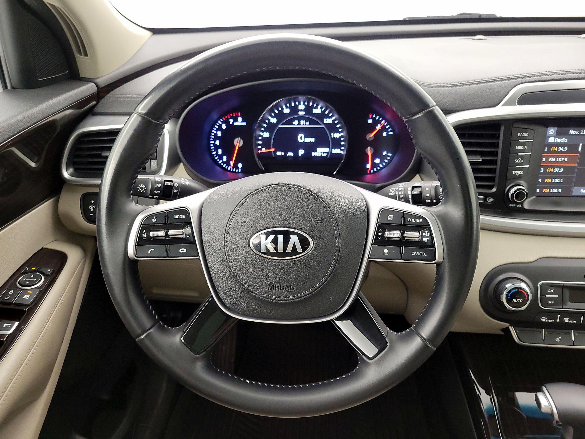 Thumbnail: 2020 Kia Sorento - 10