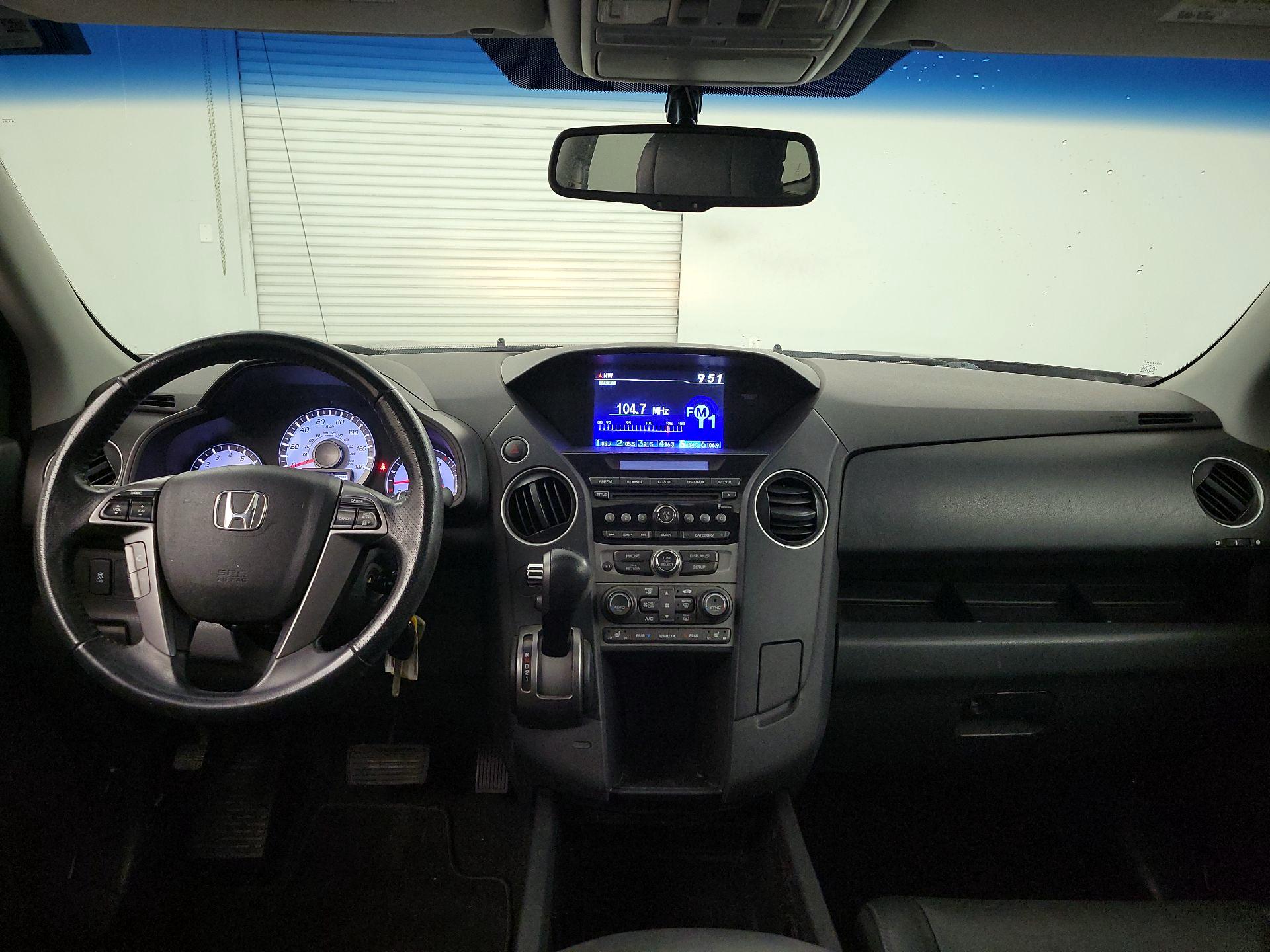 Thumbnail: 2015 Honda Pilot - 9