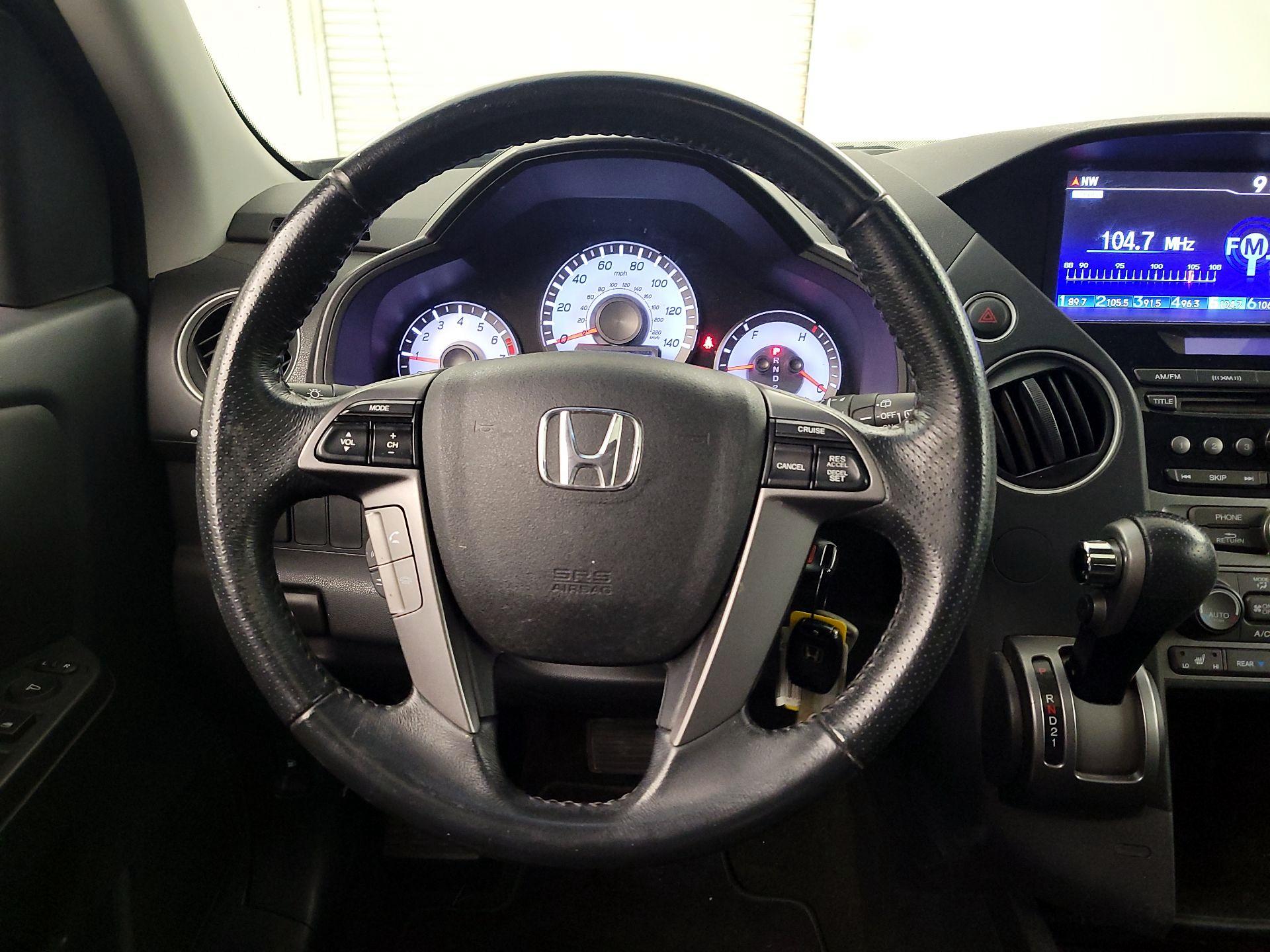 Thumbnail: 2015 Honda Pilot - 10