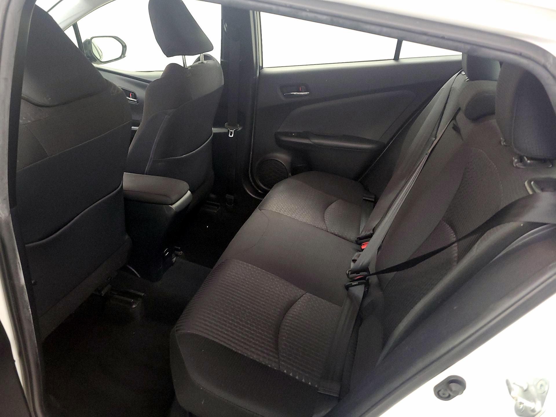 Thumbnail: 2018 Toyota Prius - 19