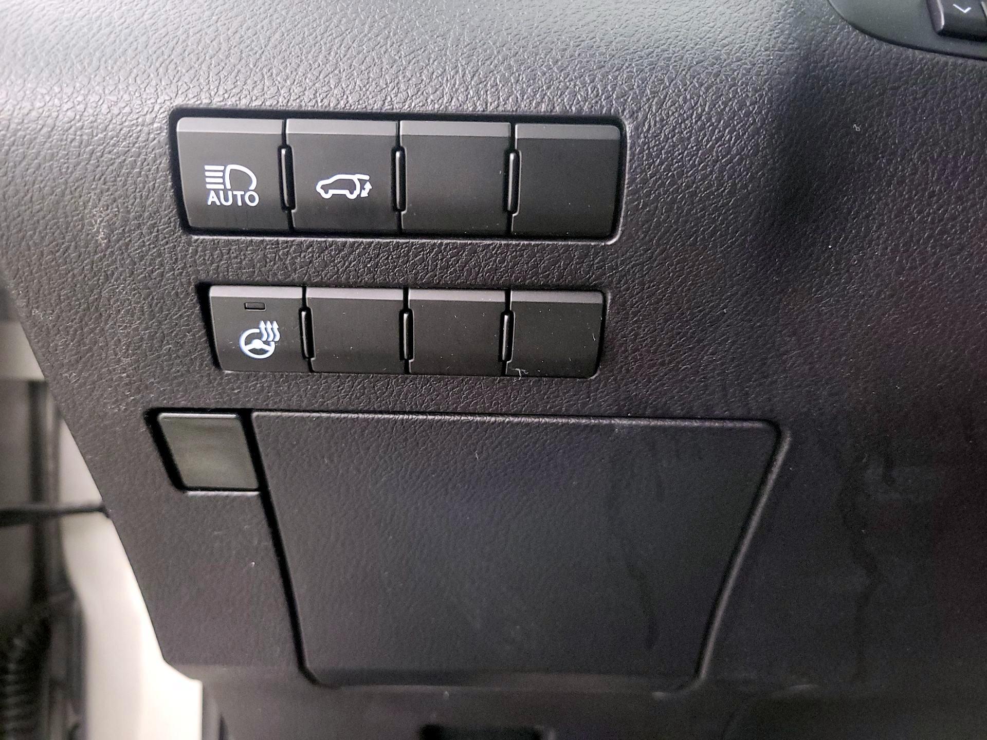 Thumbnail: 2017 Lexus RX - 13