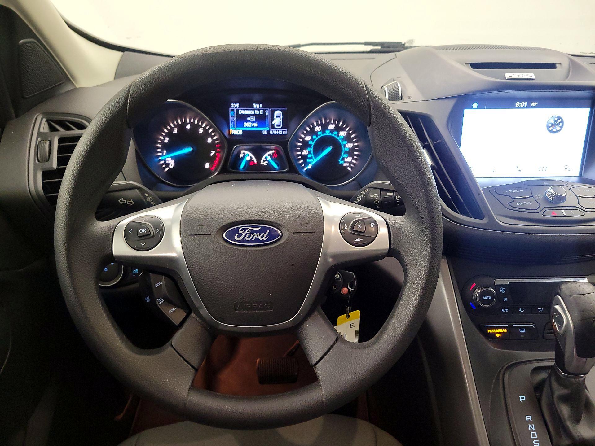 Thumbnail: 2016 Ford Escape - 10
