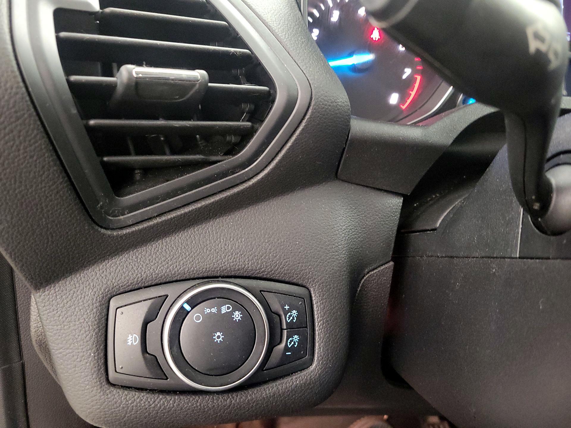 Thumbnail: 2016 Ford Escape - 13