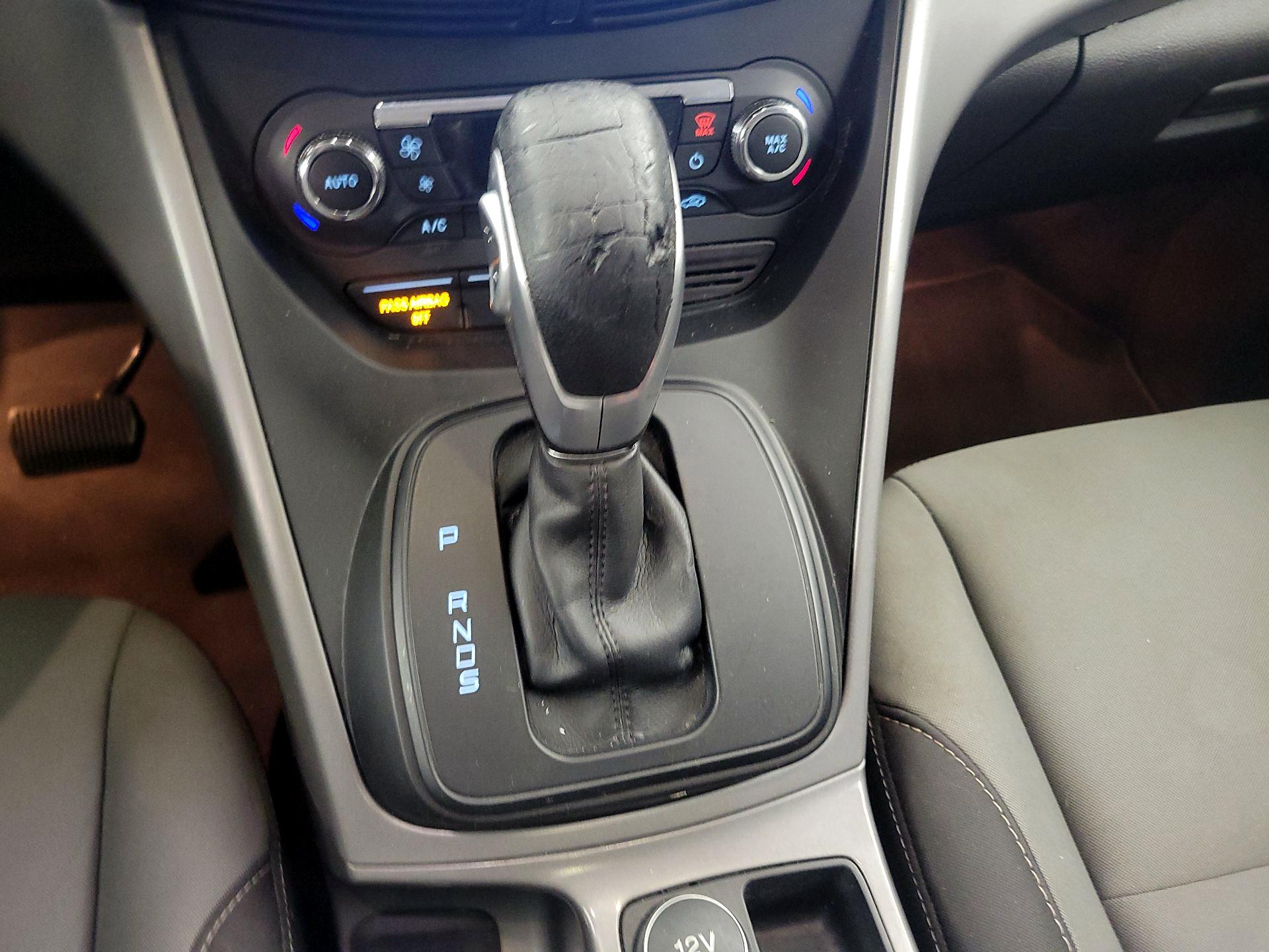 Thumbnail: 2016 Ford Escape - 17