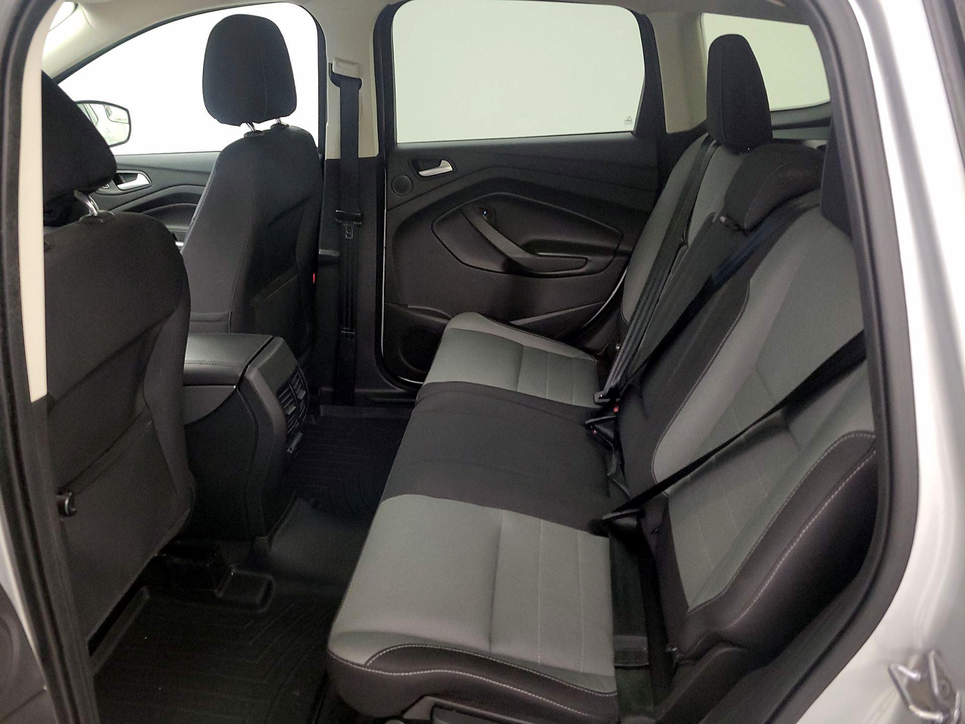 Thumbnail: 2016 Ford Escape - 19