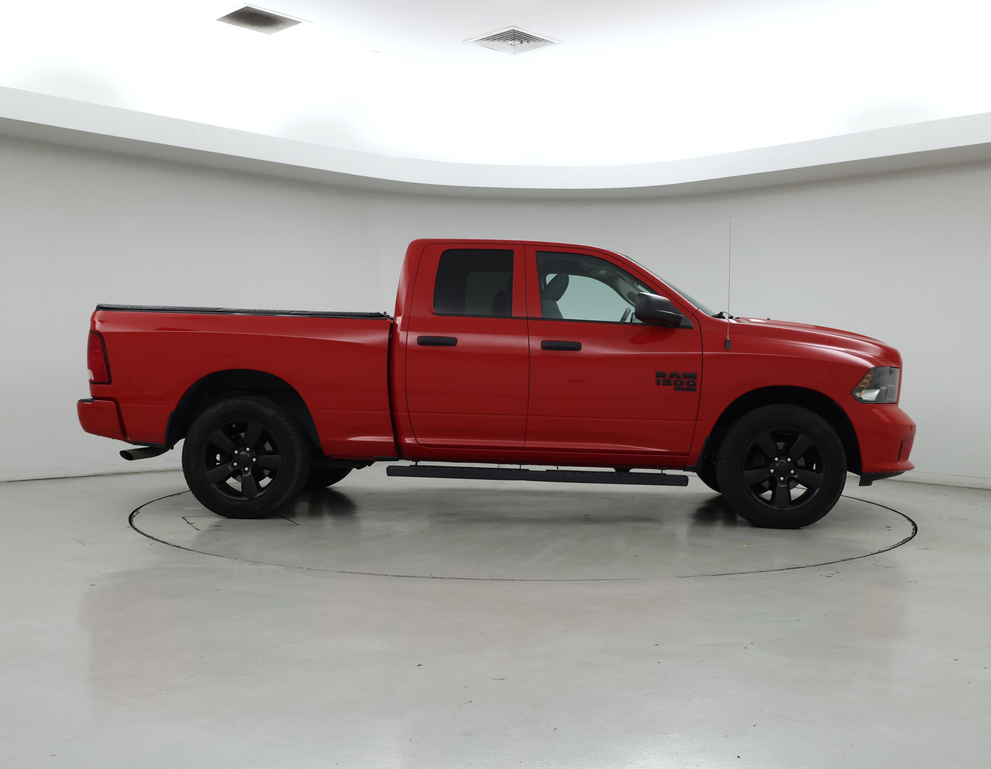 Thumbnail: 2019 RAM 1500 Classic - 7