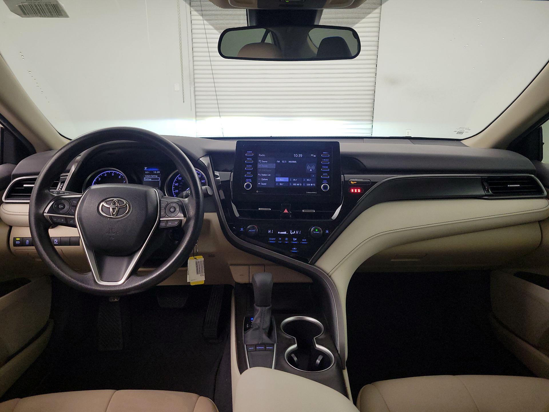 Thumbnail: 2022 Toyota Camry - 9