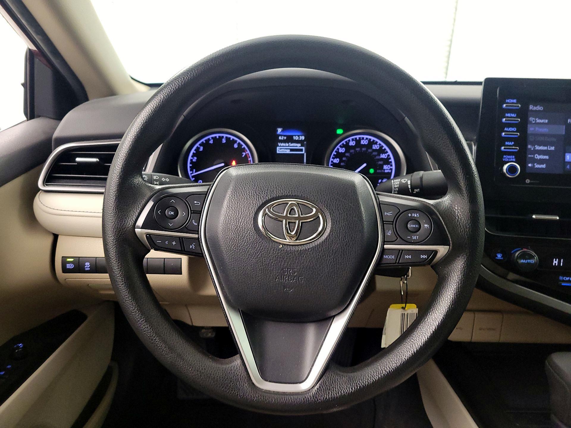 Thumbnail: 2022 Toyota Camry - 10