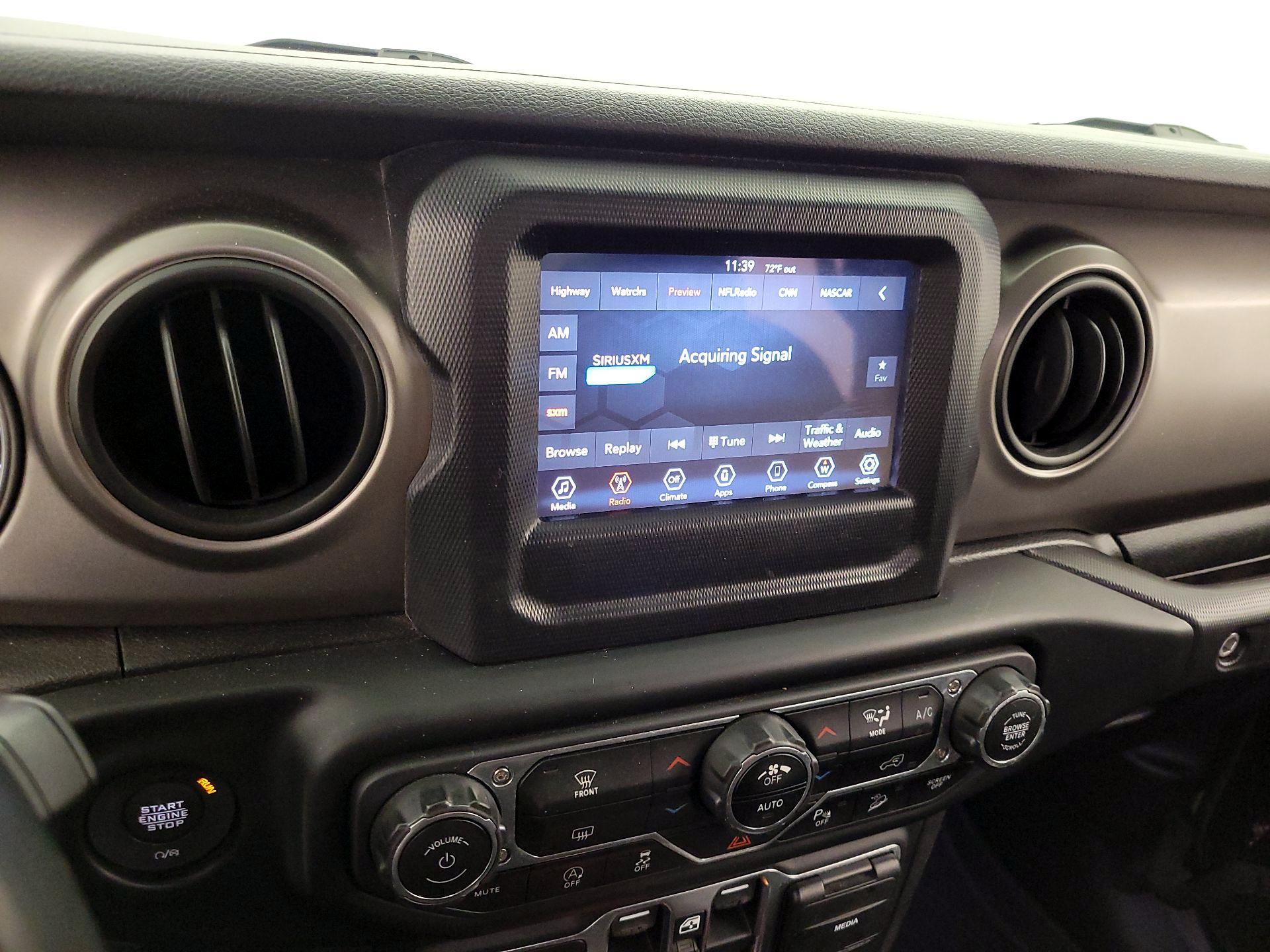 Thumbnail: 2020 Jeep Wrangler - 15