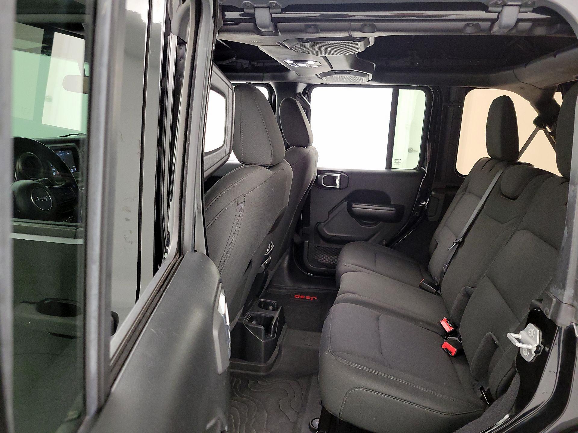 Thumbnail: 2020 Jeep Wrangler - 19