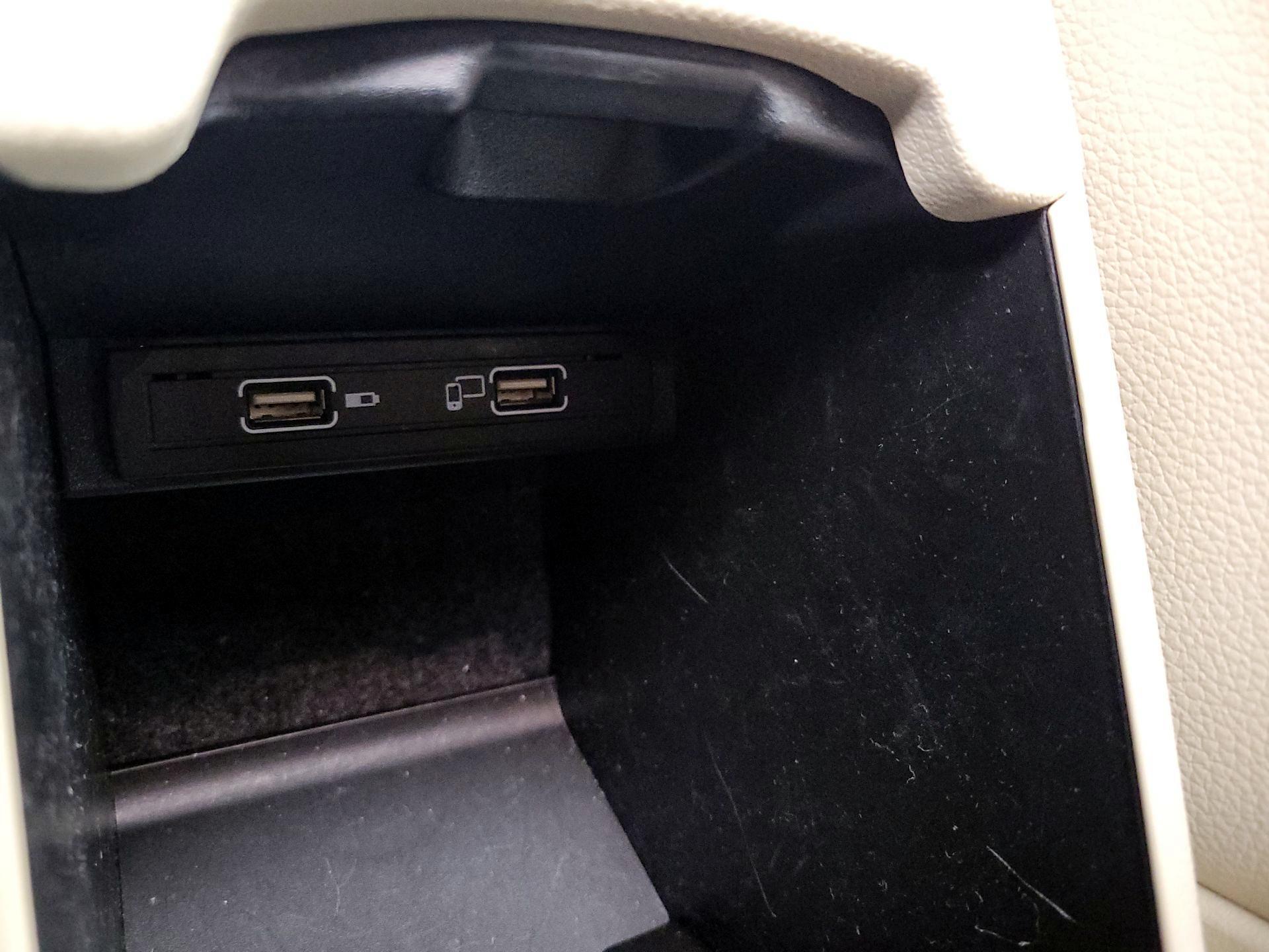 Thumbnail: 2019 Mercedes-Benz CLA - 18