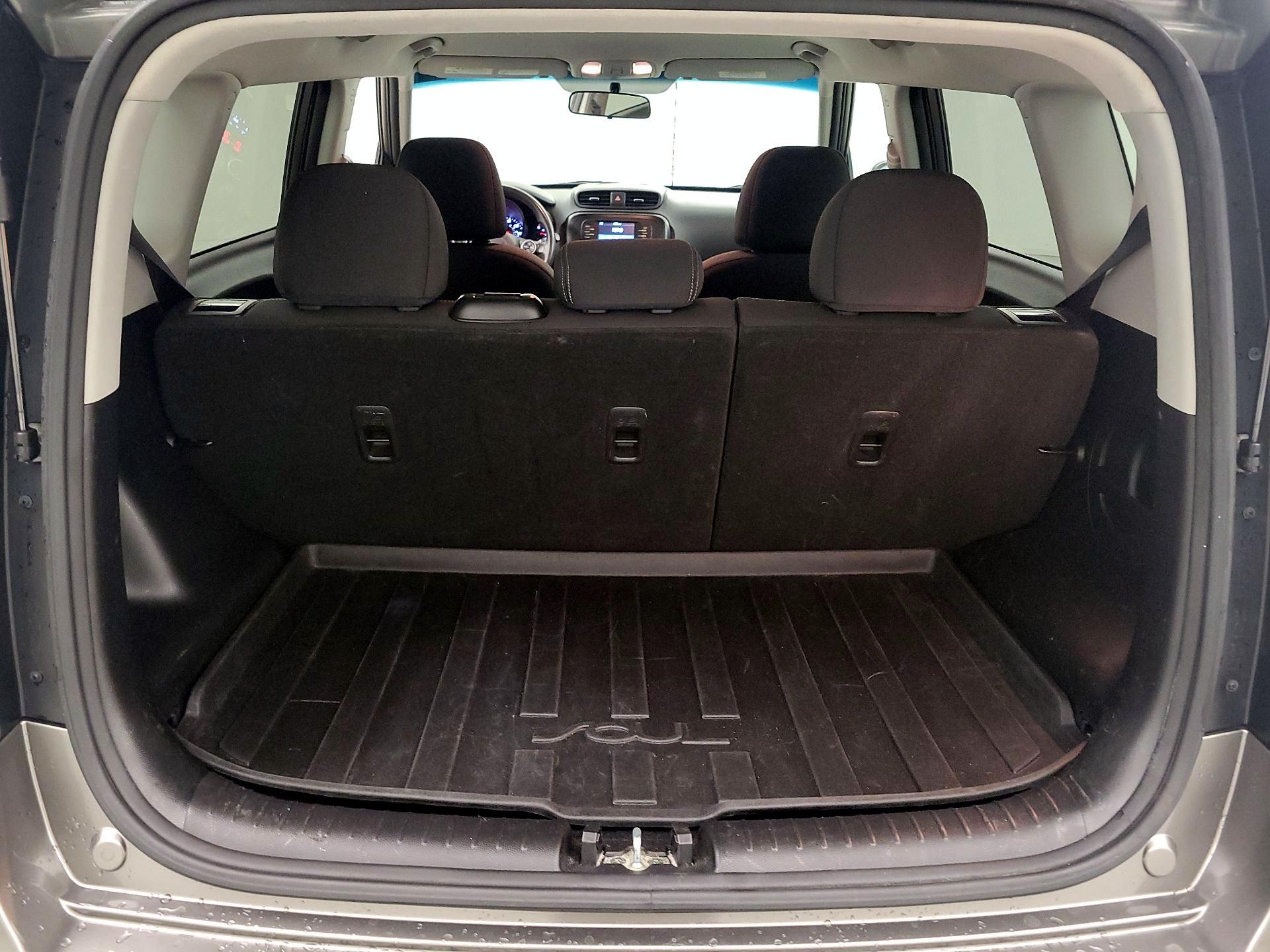 Thumbnail: 2019 Kia Soul - 20