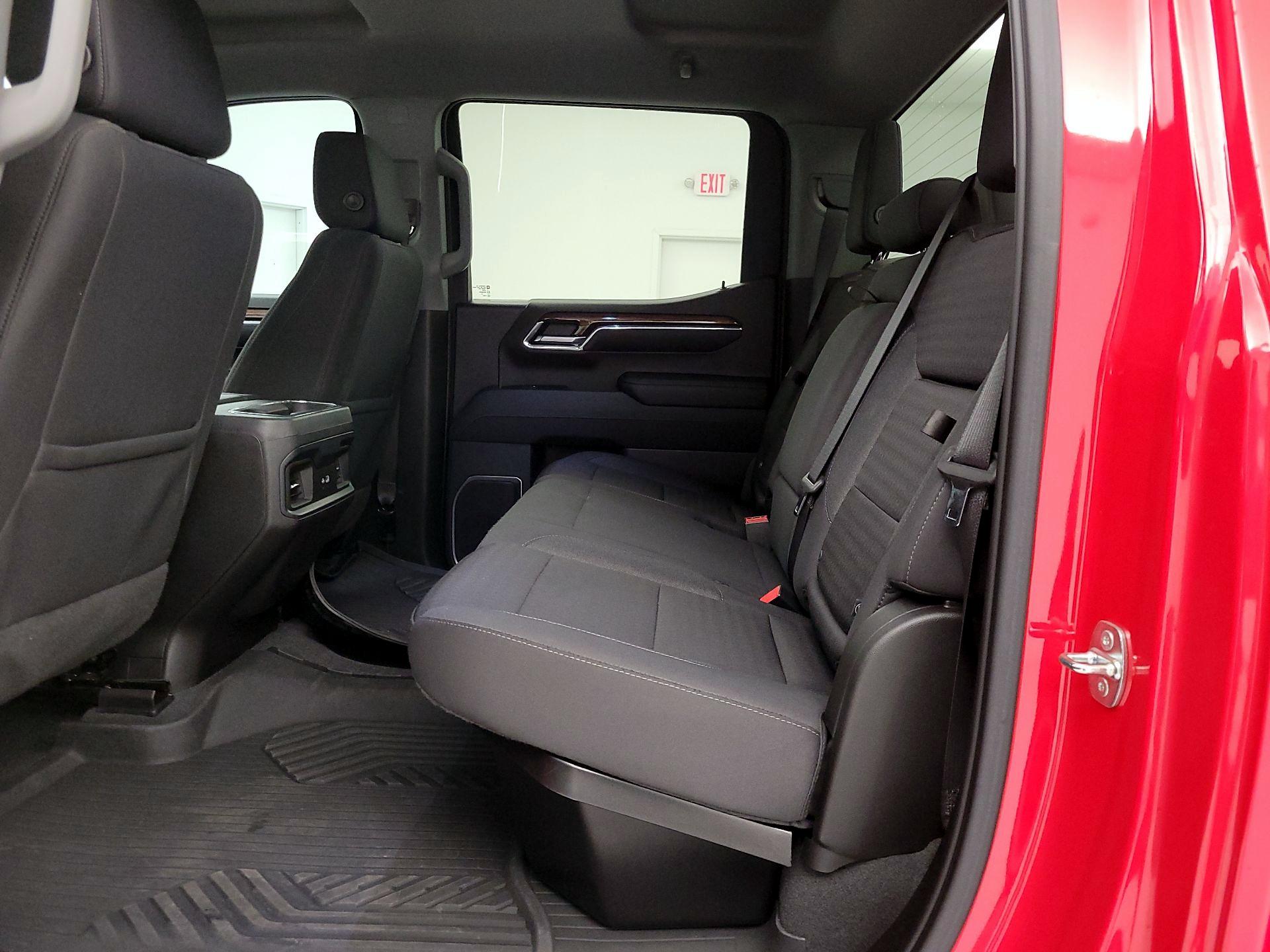 Thumbnail: 2023 Chevrolet Silverado 1500 - 19