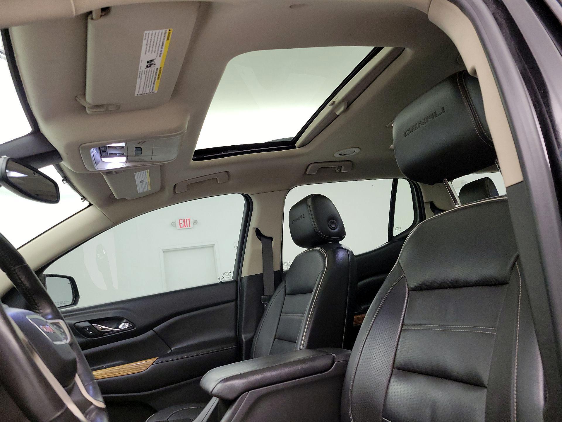 Thumbnail: 2017 GMC Acadia - 20