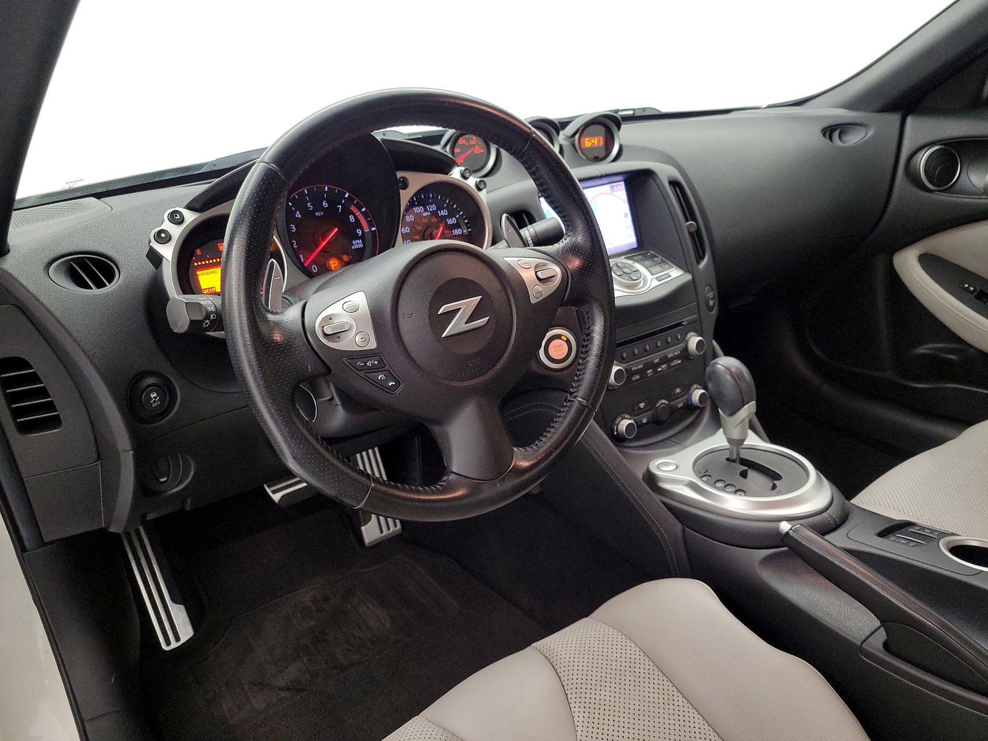 Thumbnail: 2015 Nissan Z - 9