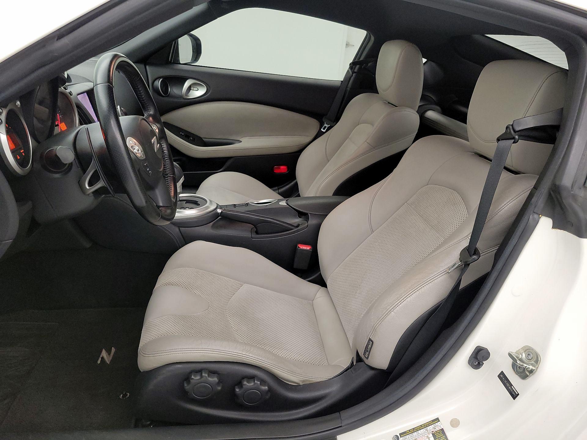 Thumbnail: 2015 Nissan Z - 11