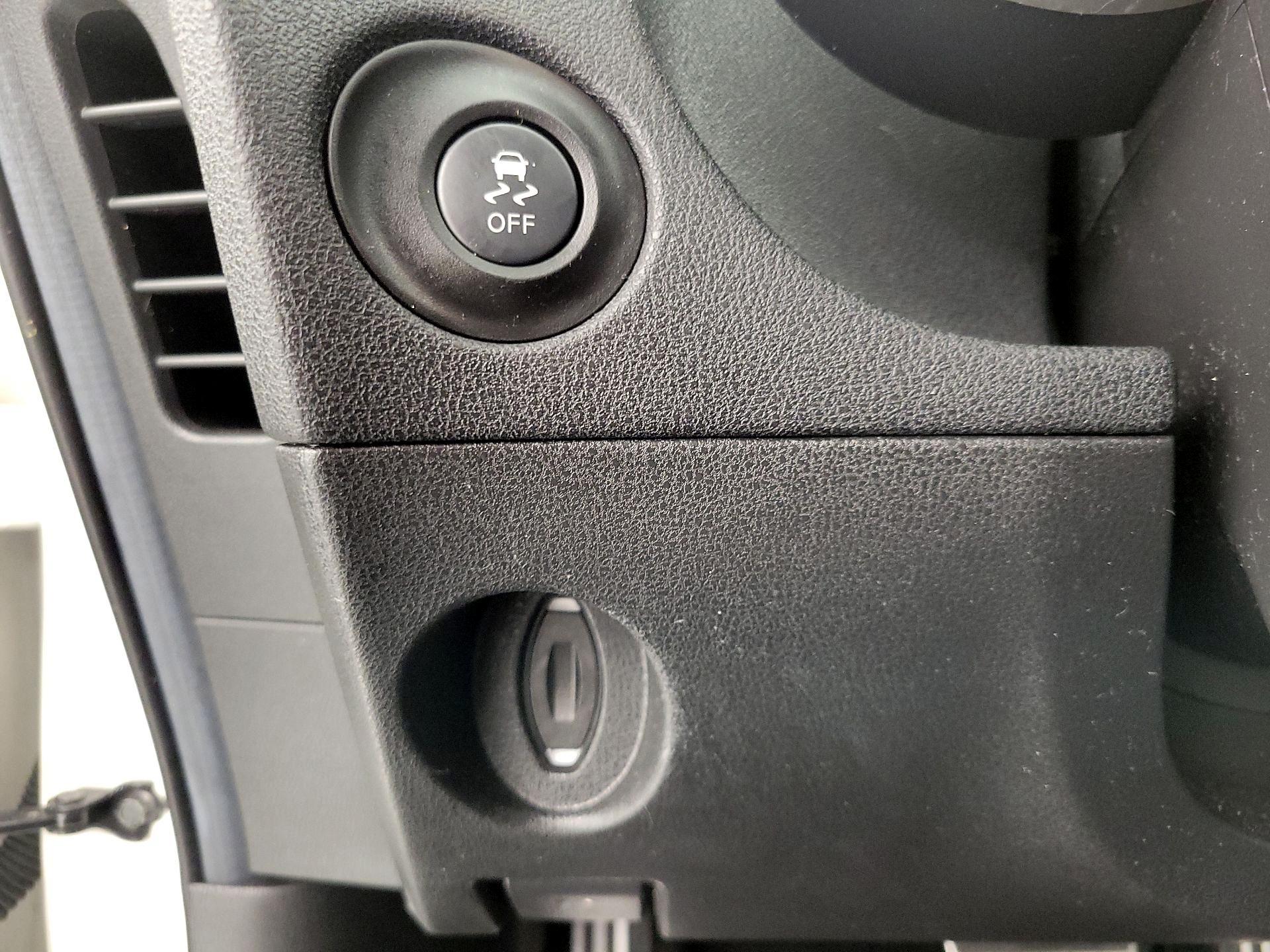 Thumbnail: 2015 Nissan Z - 13