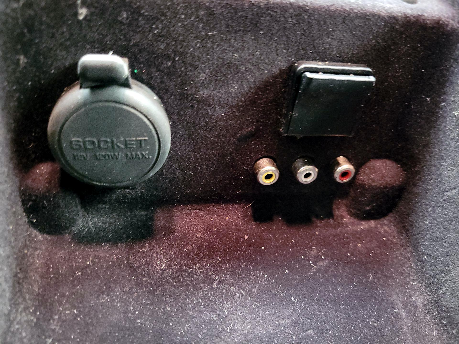 Thumbnail: 2015 Nissan Z - 19