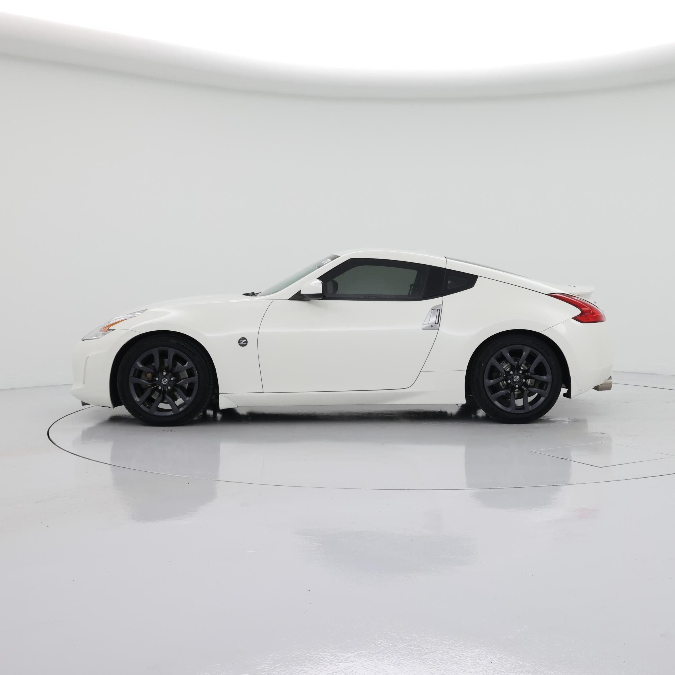 Thumbnail: 2015 Nissan Z - 3