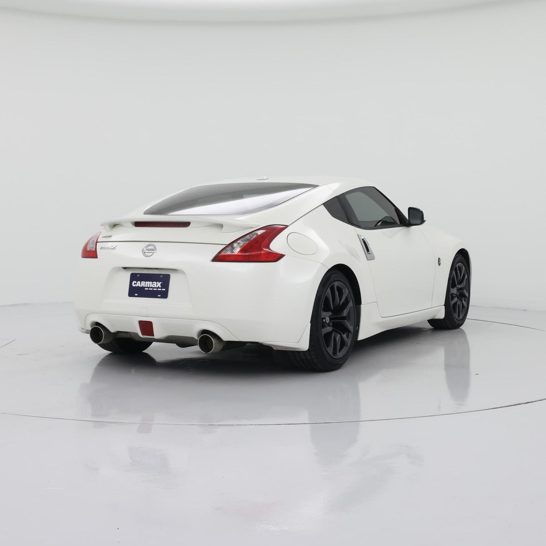 Thumbnail: 2015 Nissan Z - 8