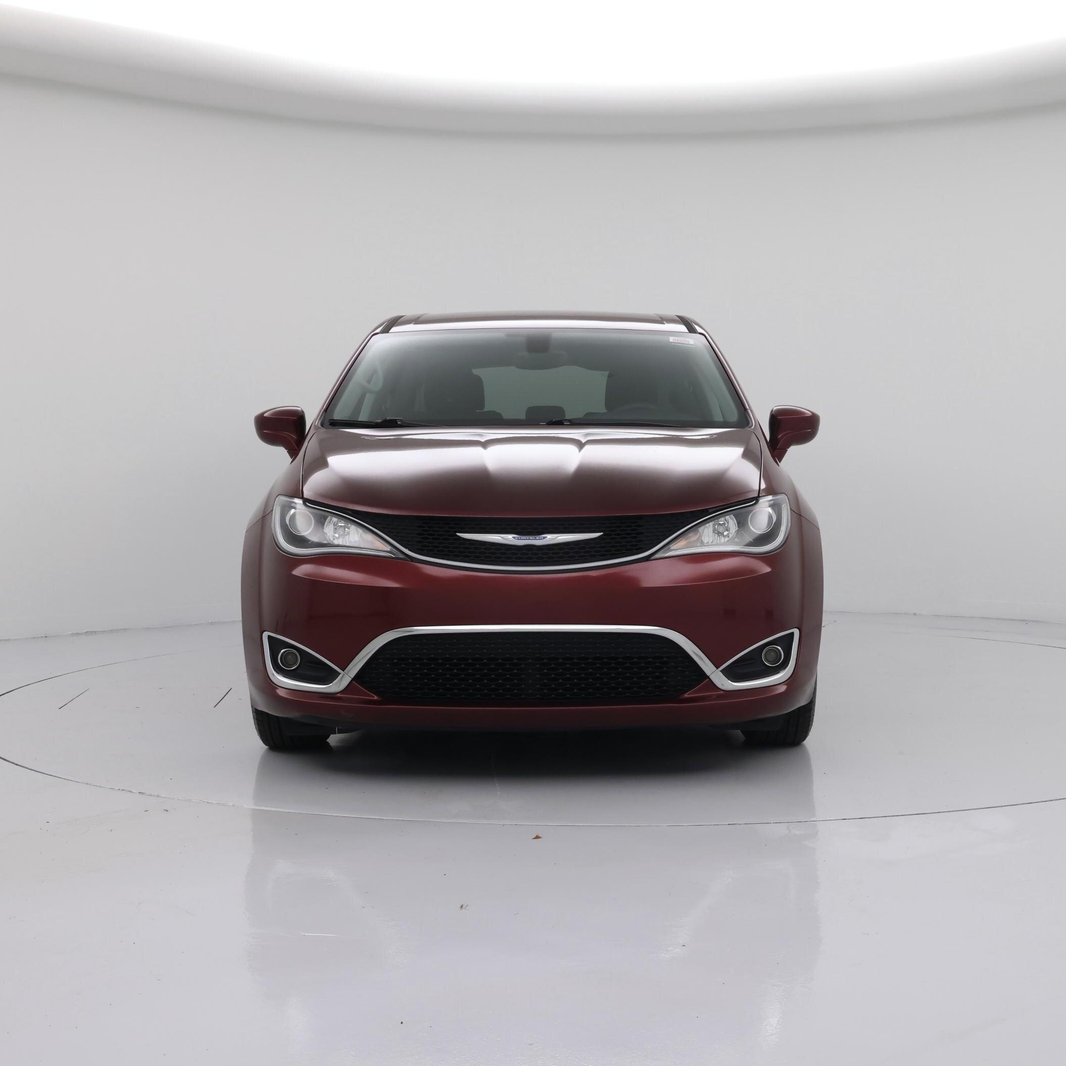 Thumbnail: 2018 Chrysler Pacifica - 5