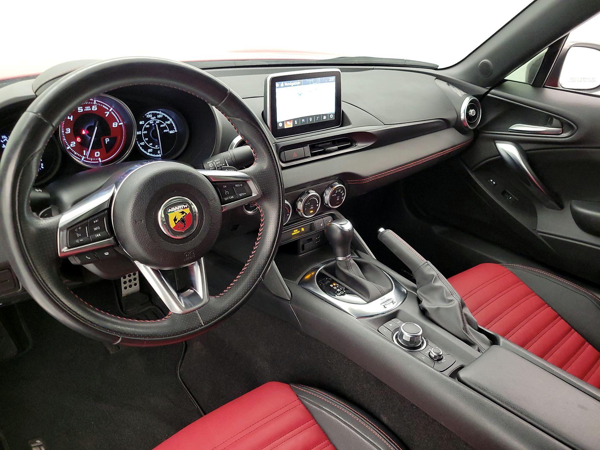 Thumbnail: 2019 Fiat 124 Spider - 9