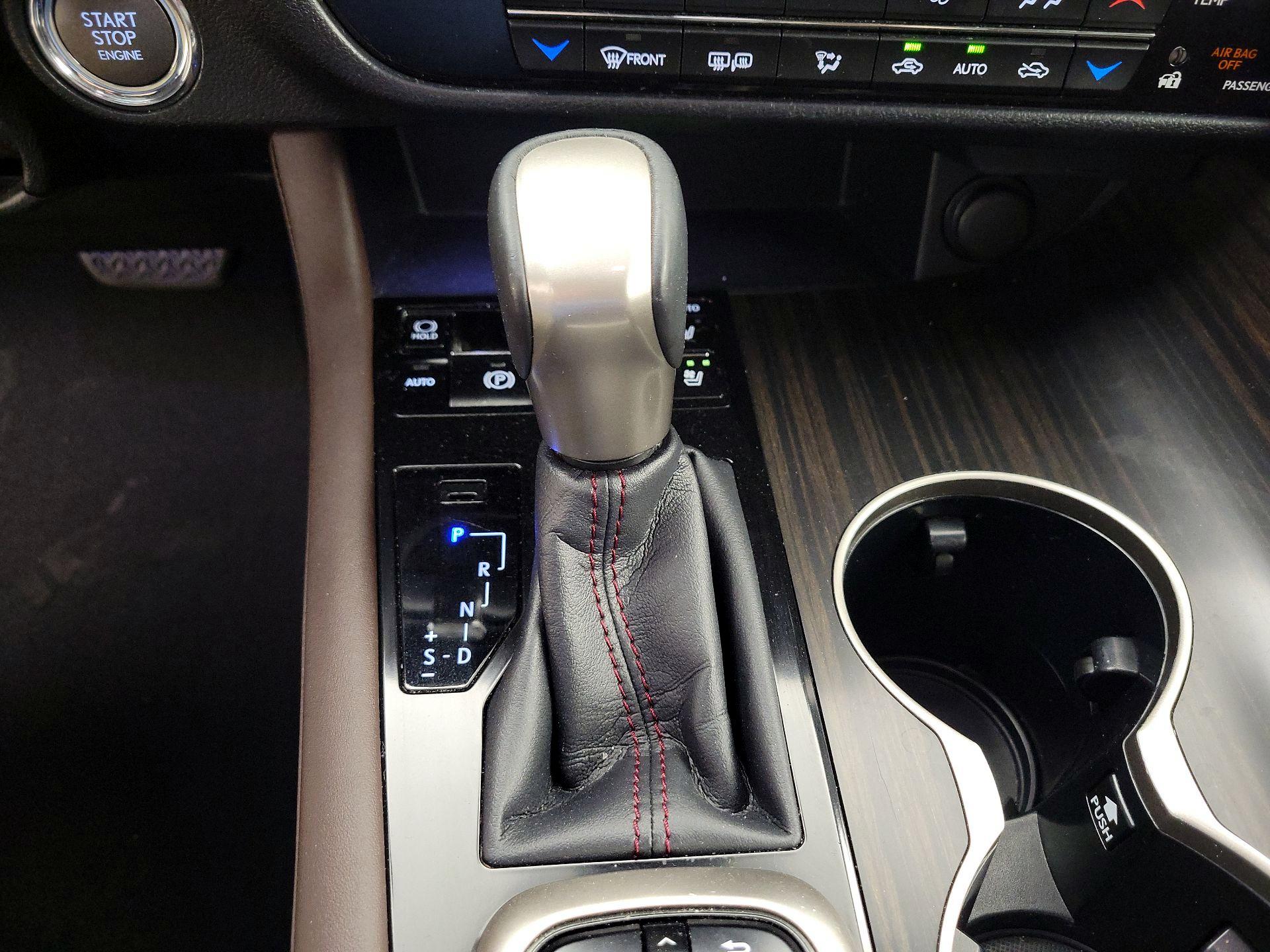 Thumbnail: 2016 Lexus RX - 18